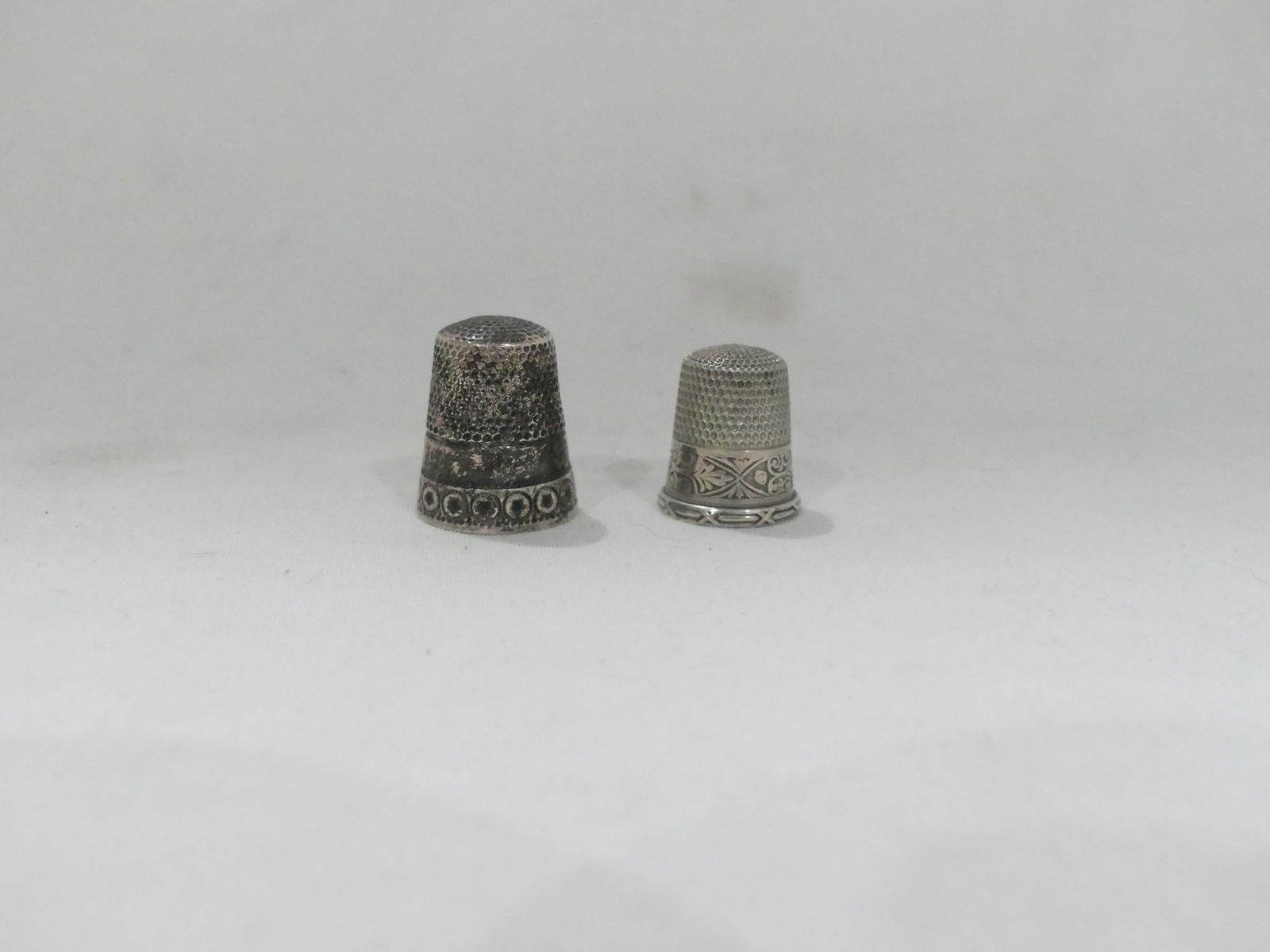 Lot of 2 Antique Sterling Silver Thimbles, Signed with Markings: see photo's