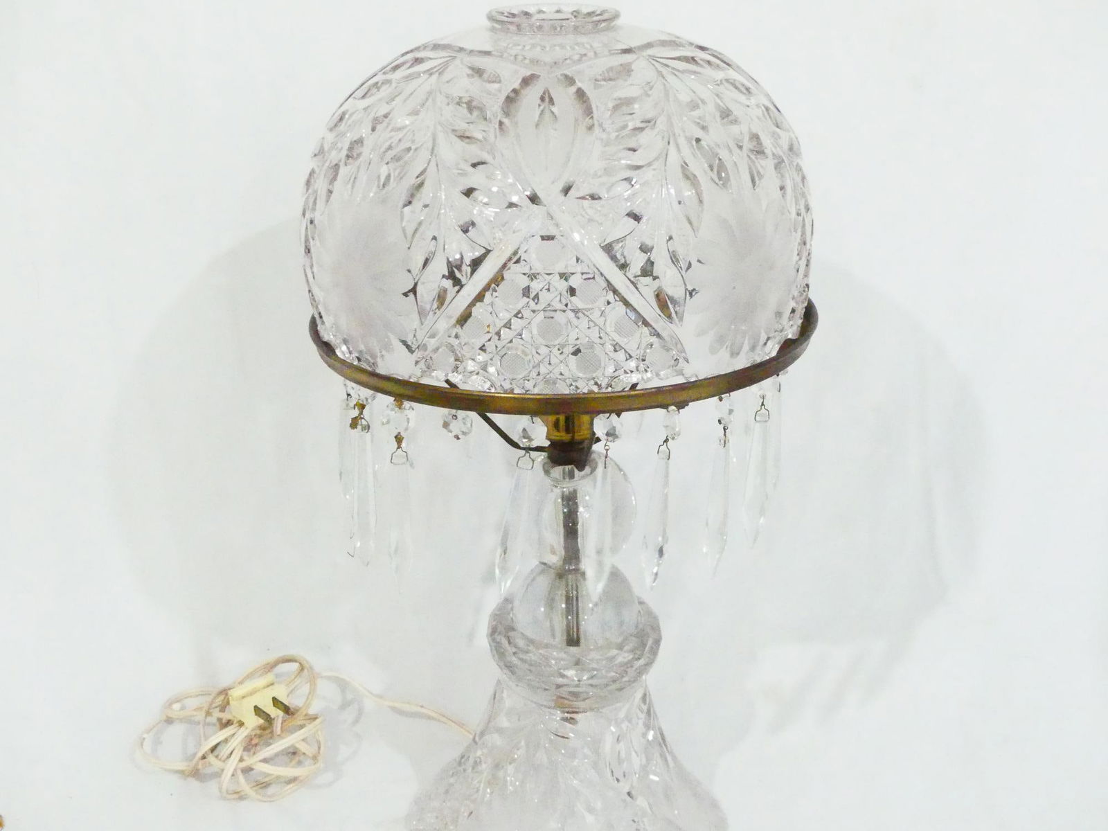 Vintage Etched Crystal Hurricane Style Lamp (1 of 4)