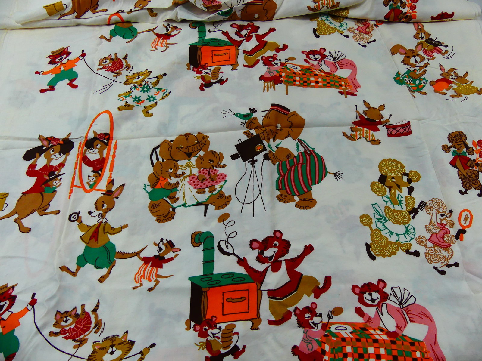 Vintage 1940-50's Light Weight Cotton Children's Novelty Fabric: approx. 36" x 280", see photos
