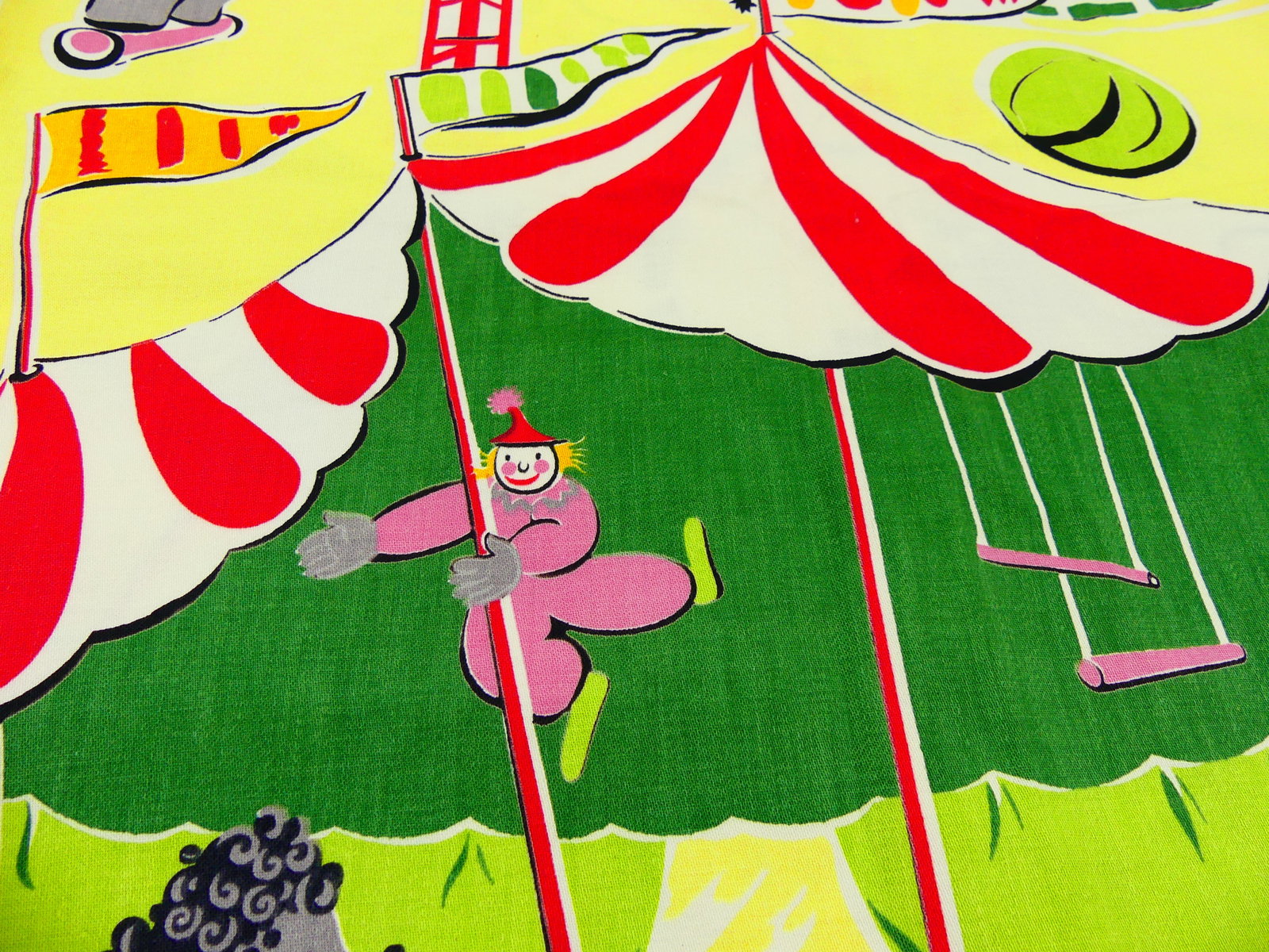 Vintage 1940-50's "Master Pieces" Colorful Cotton Circus Print Fabric: 2 pieces approx. 23" x 36" & 36" x 170", see photos