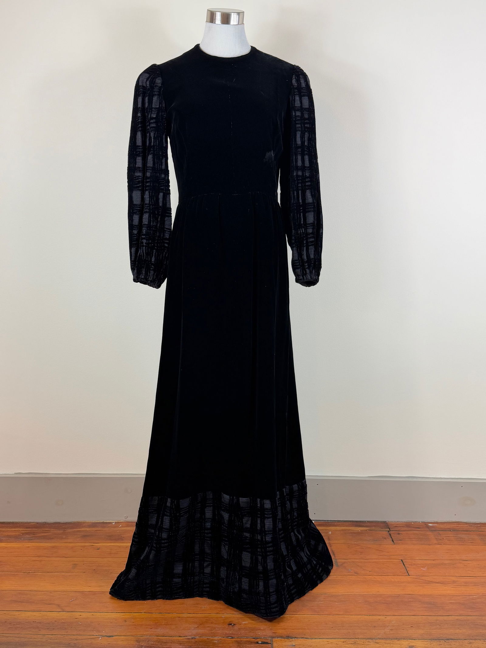 Vintage 1980s Givenchy Velvet Gown (1 of 9)