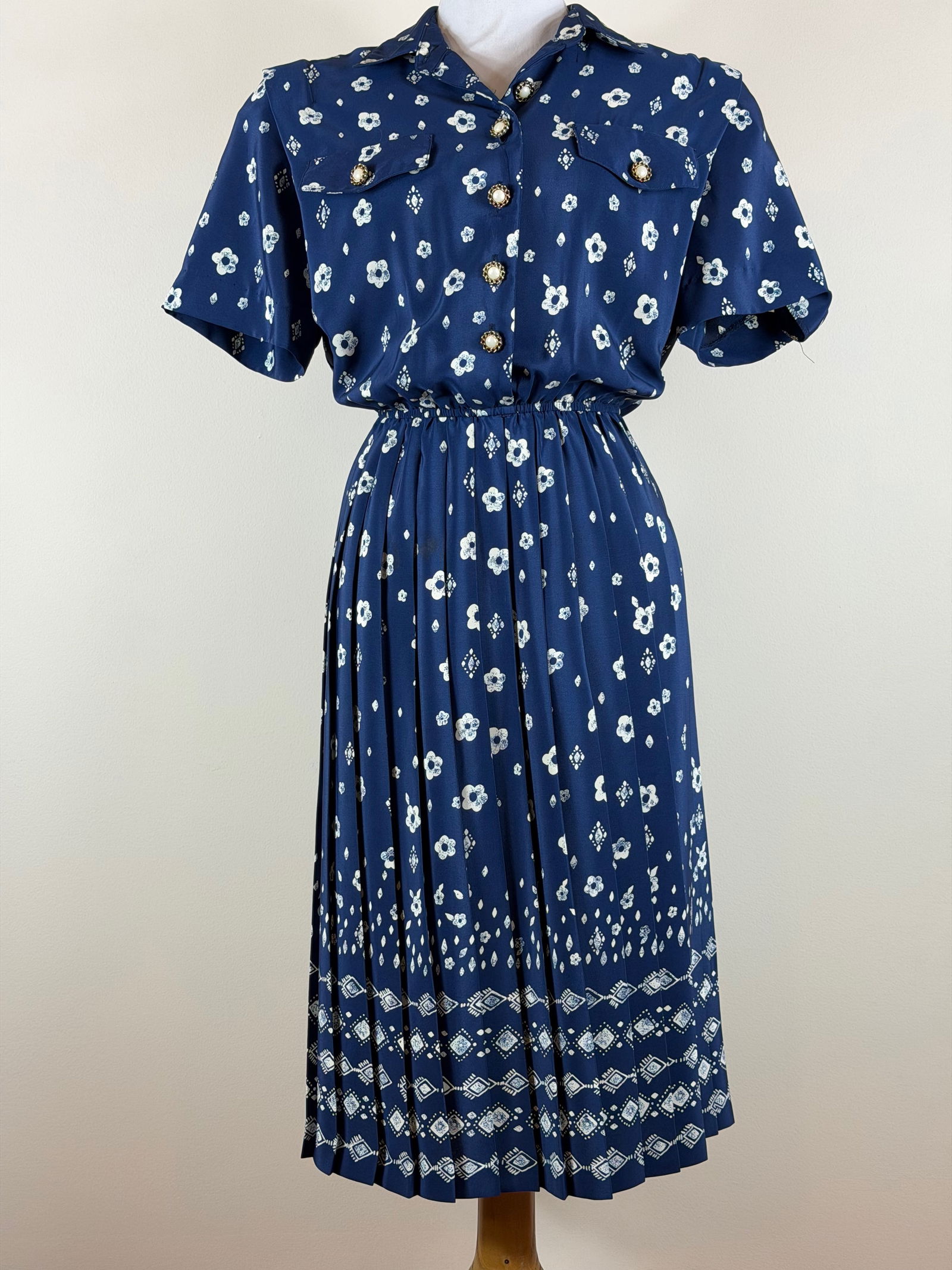 Vintage 1980s Printed Day Dress (1 of 9)
