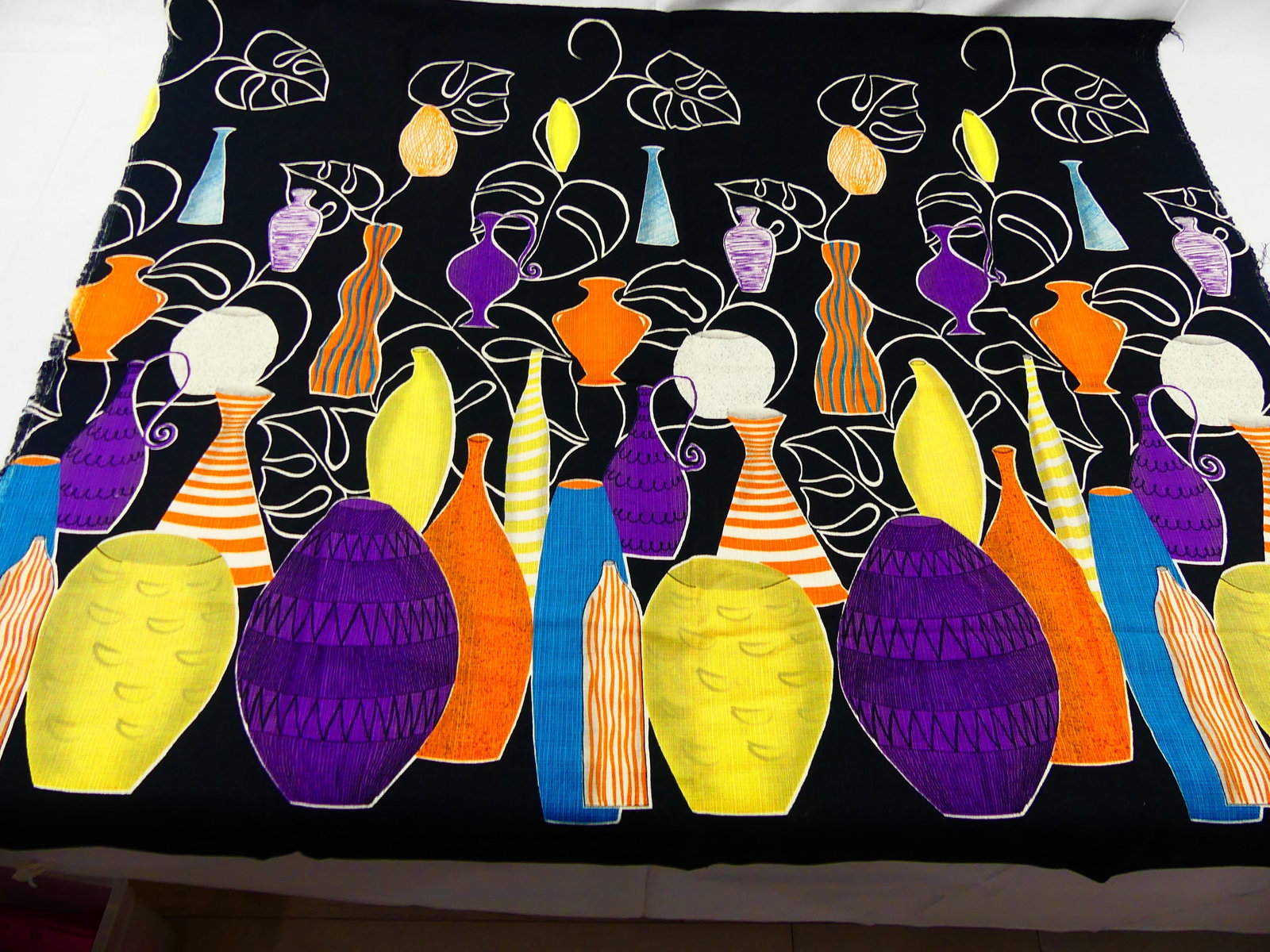 Vintage 1930-40's Bold Vase Print Cotton Fabric: approx. 34" x 39", see photos