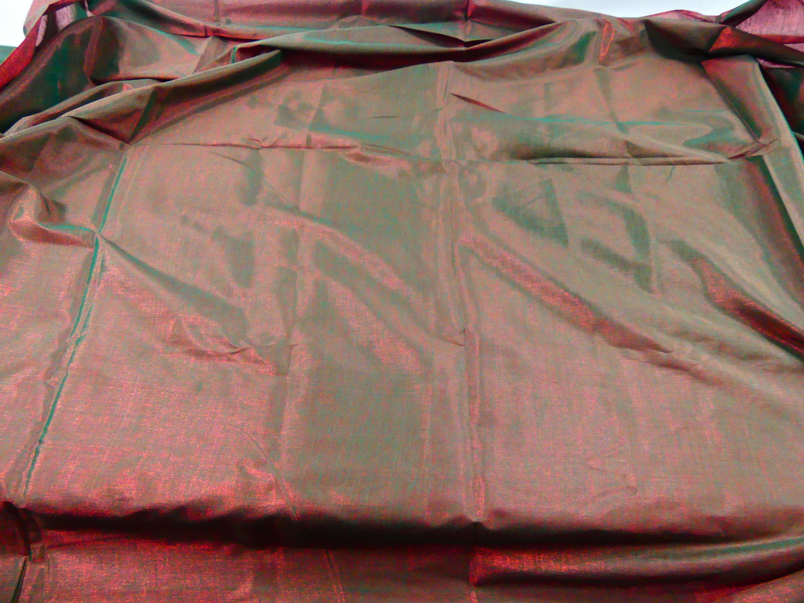 Vintage 1950-60's Green/Red Changeante: approx. 44" x 112", see photos