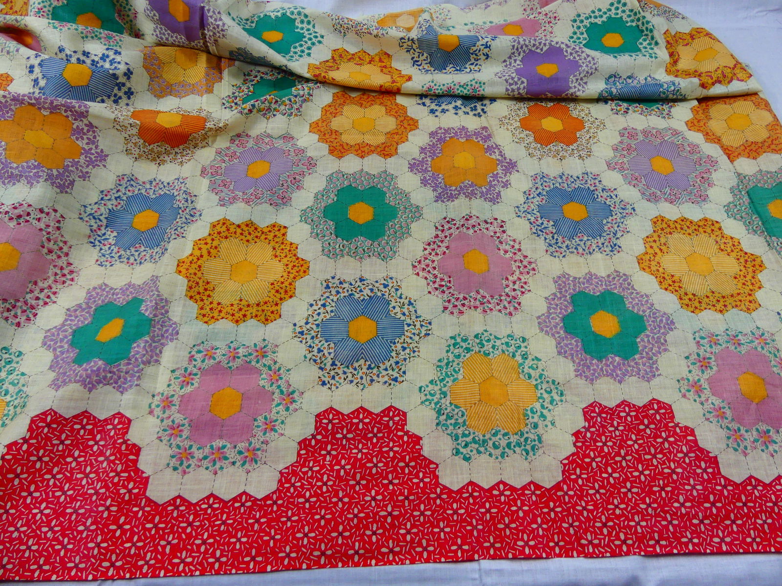 Vintage 1940-50's Quilt Cheaters Cotton Fabric (1 of 2)