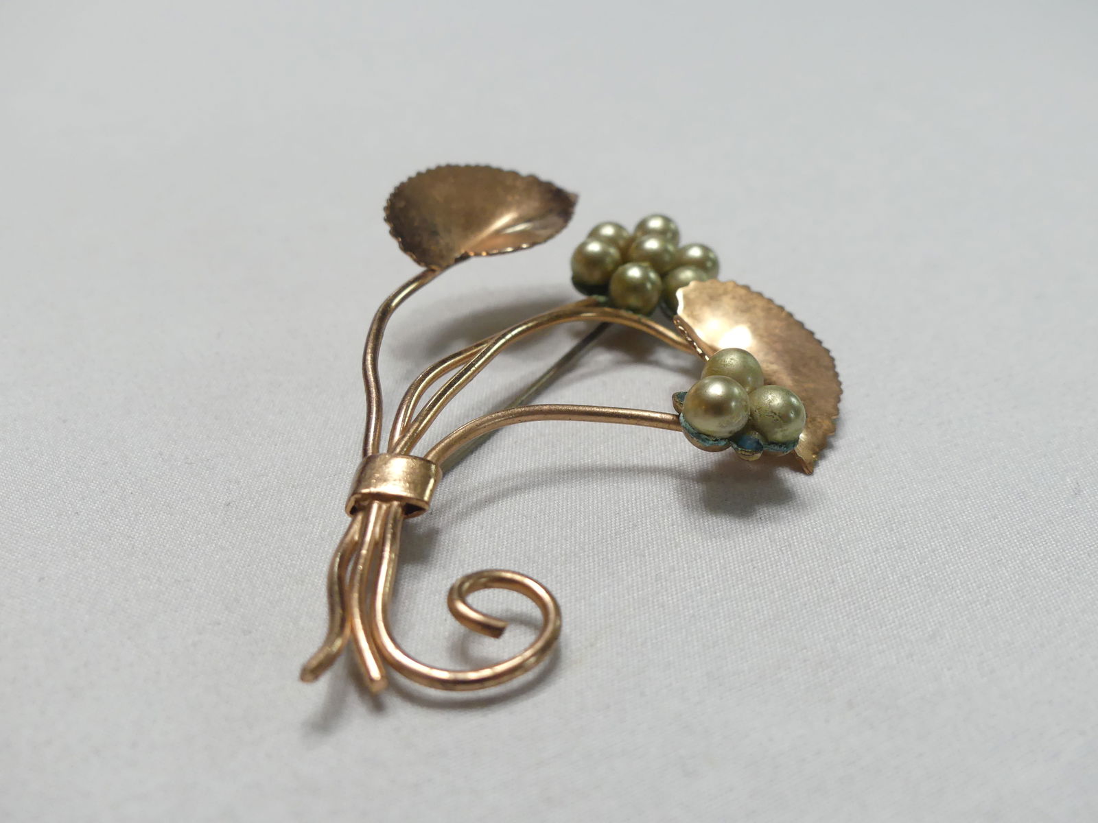 Two Vintage Brooches - 4