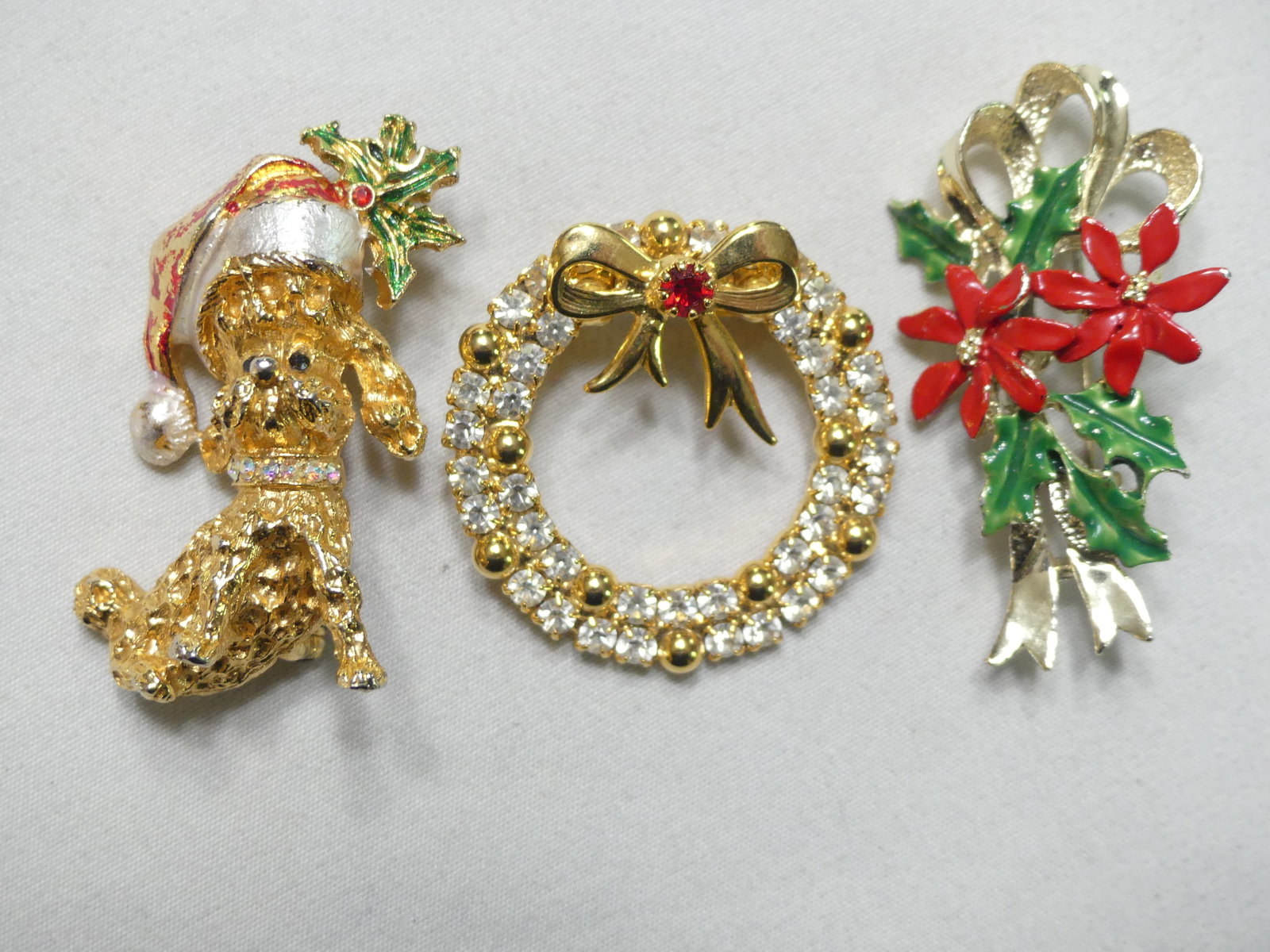 Vintage Christmas Brooches (1 of 7)