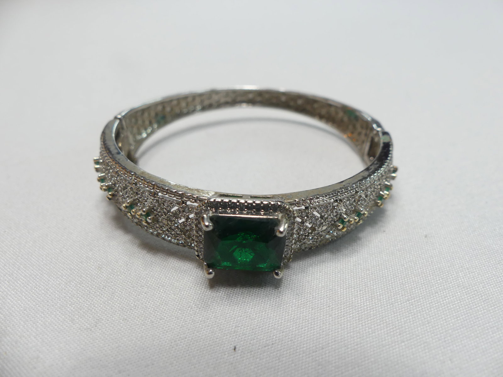 Vintage Silver Tone, Clear & Emerald Stone Bracelet: approx. 2.25" diameter