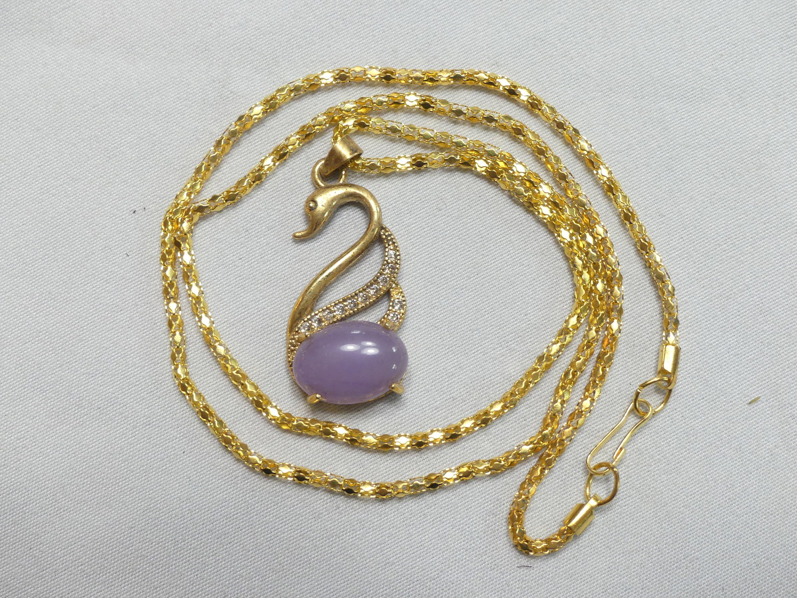 Vintage Gold Tone Swan Pendant with Purple Stone (1 of 8)