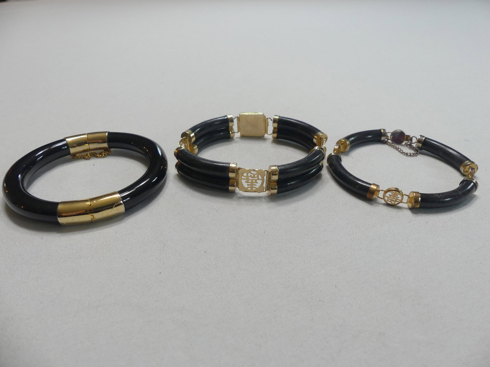 Lot of 3 Vintage Black Bracelets (1 of 11)