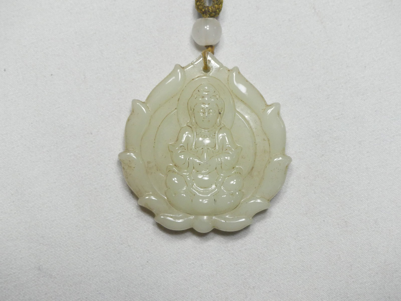 Vintage White Jade Godess Pendant: approx. 2"