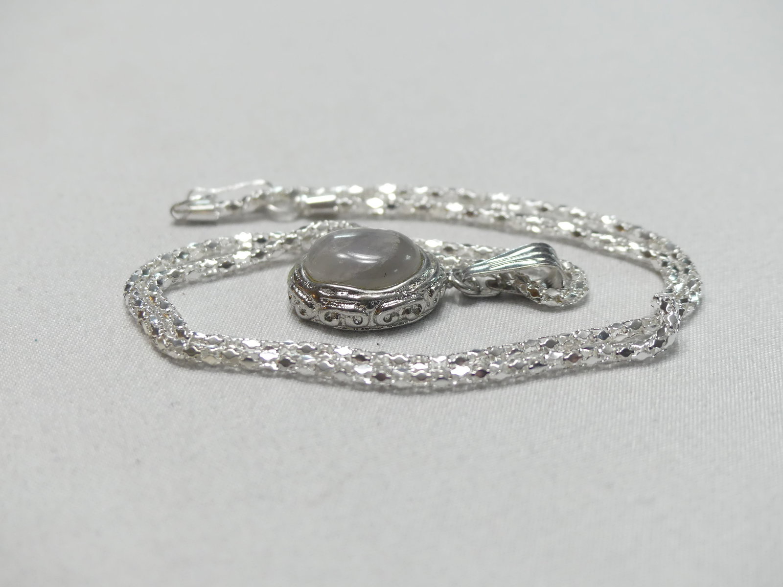 Silver Tone Agate Pendant - 5