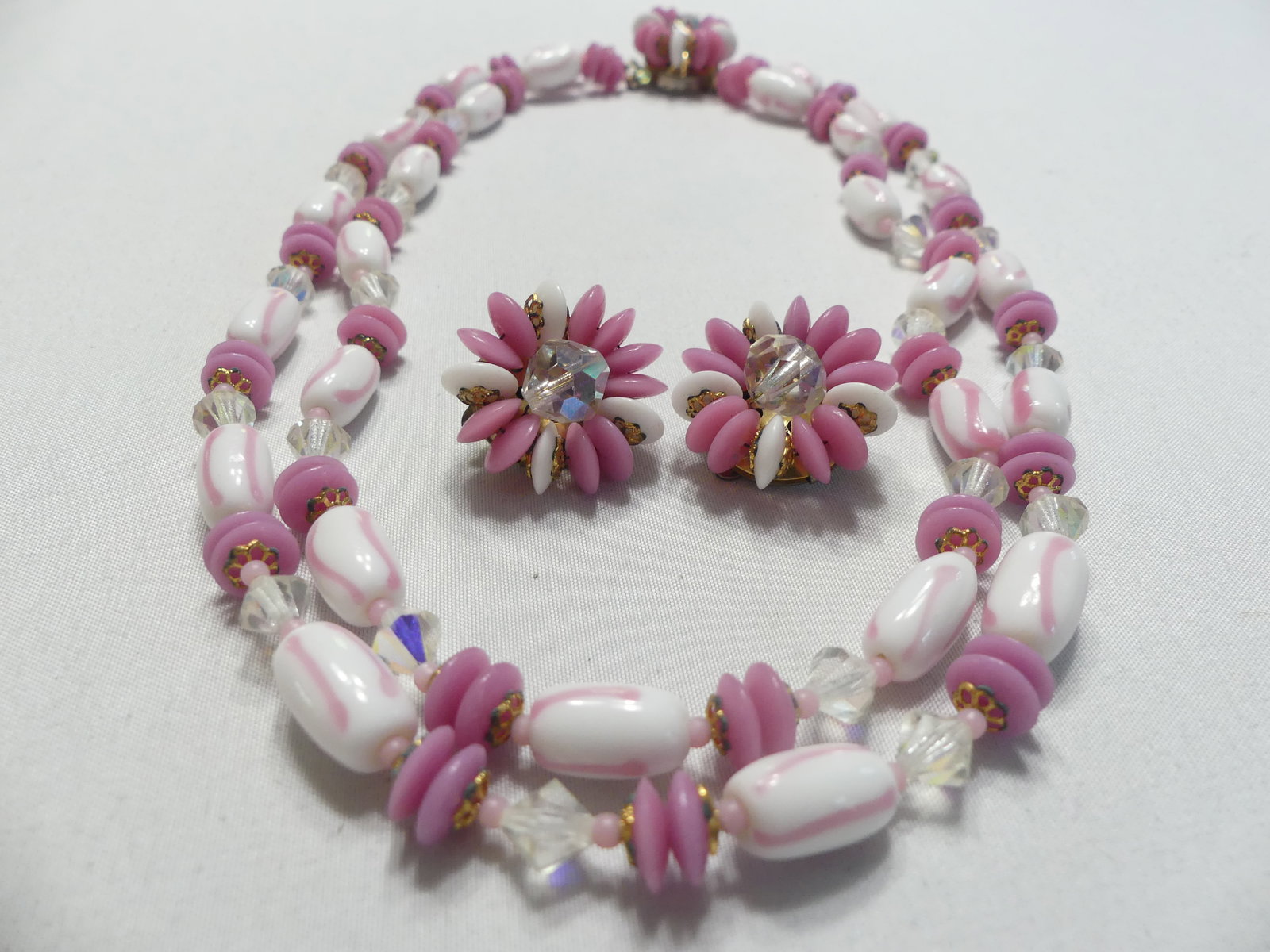 Vintage 1960s Art Glass Necklace & Earrings (1 of 8)