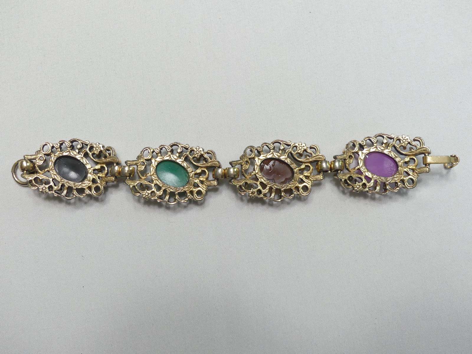 Two Vintage Bracelets - 7