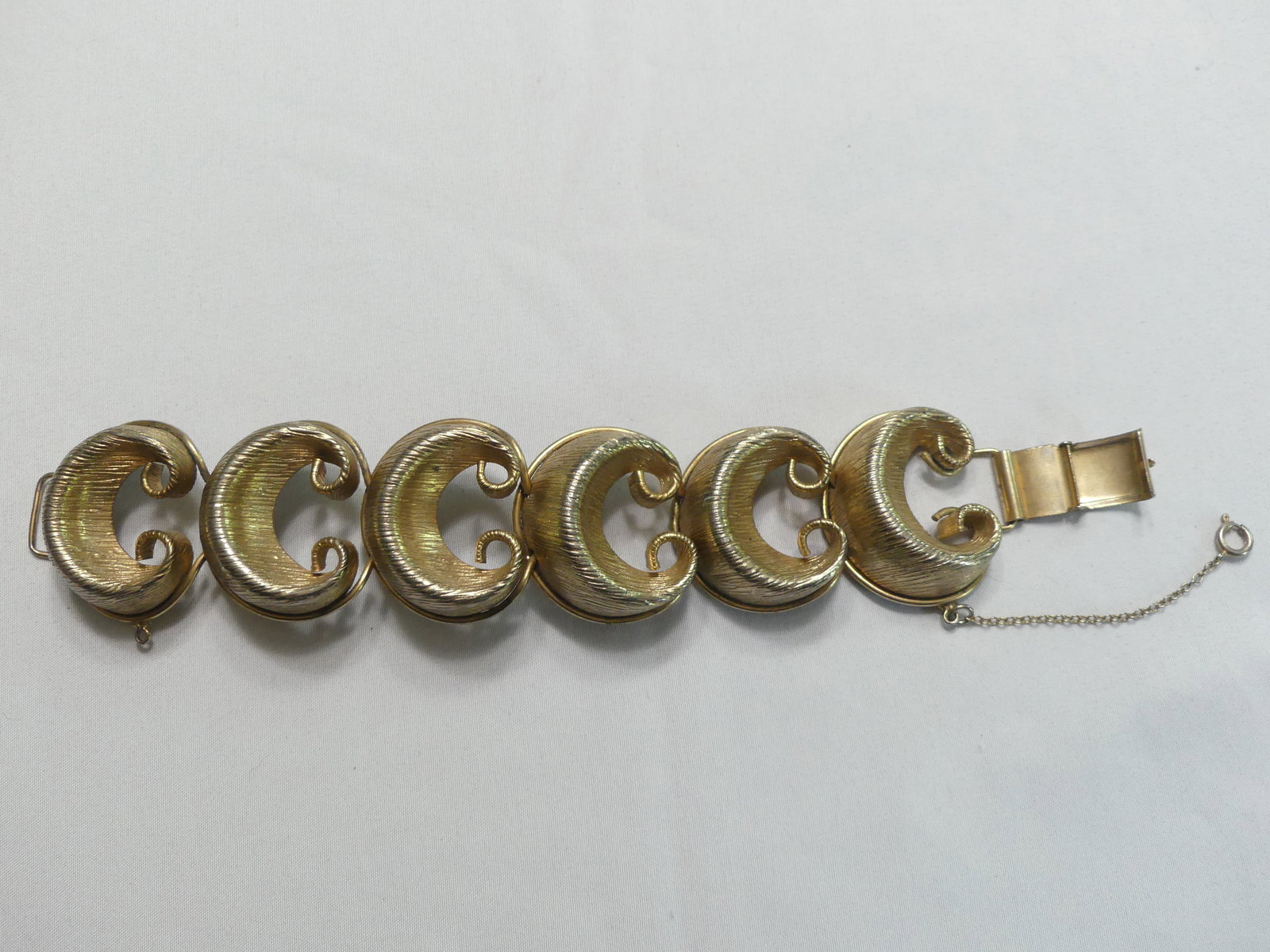 Two Vintage Bracelets - 8