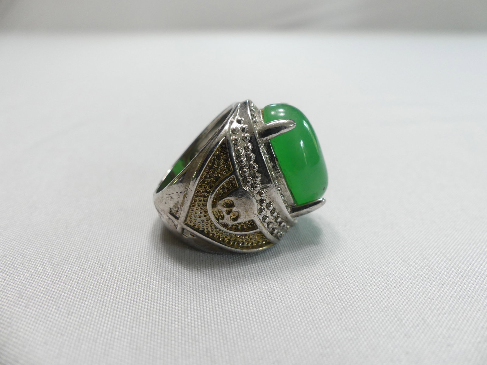 Silver Tone & Jadeite Ring - 3
