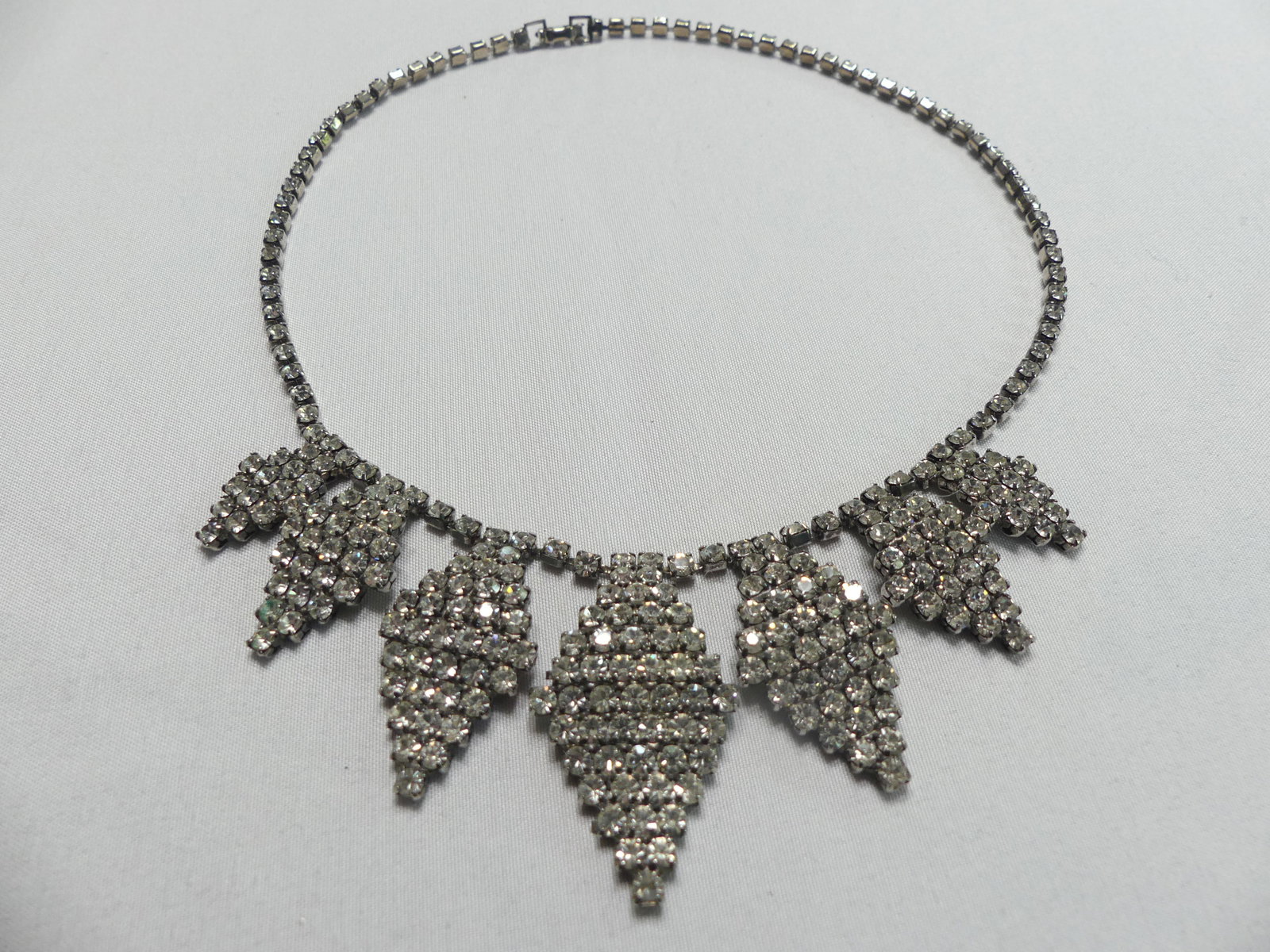 Vintage Rhinestone Necklace (1 of 6)