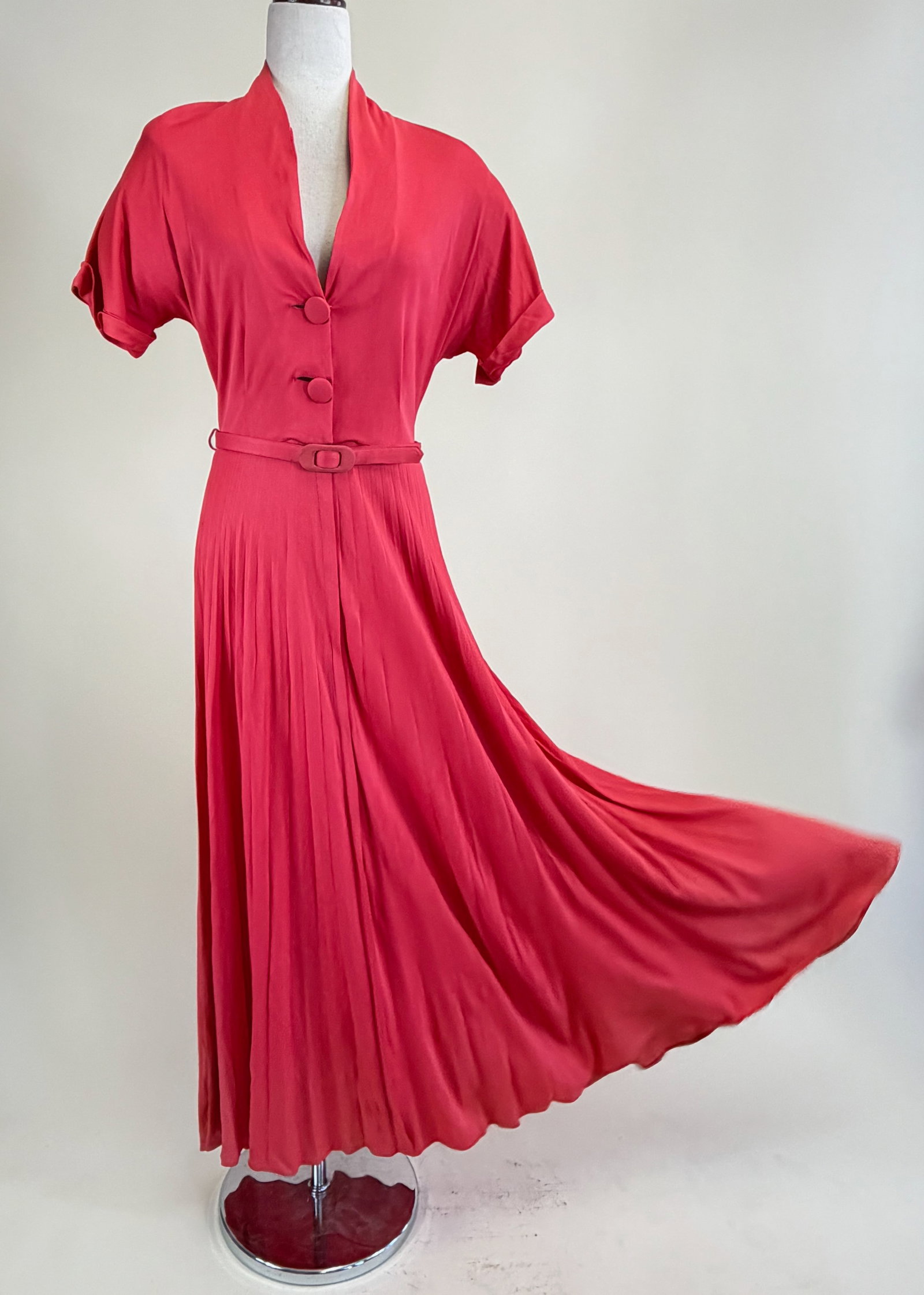 Vintage Late 1940s Jersey Evening Gown: w/ original belt, B 38", W 28", few very small spot stains & wear to belt, see photos