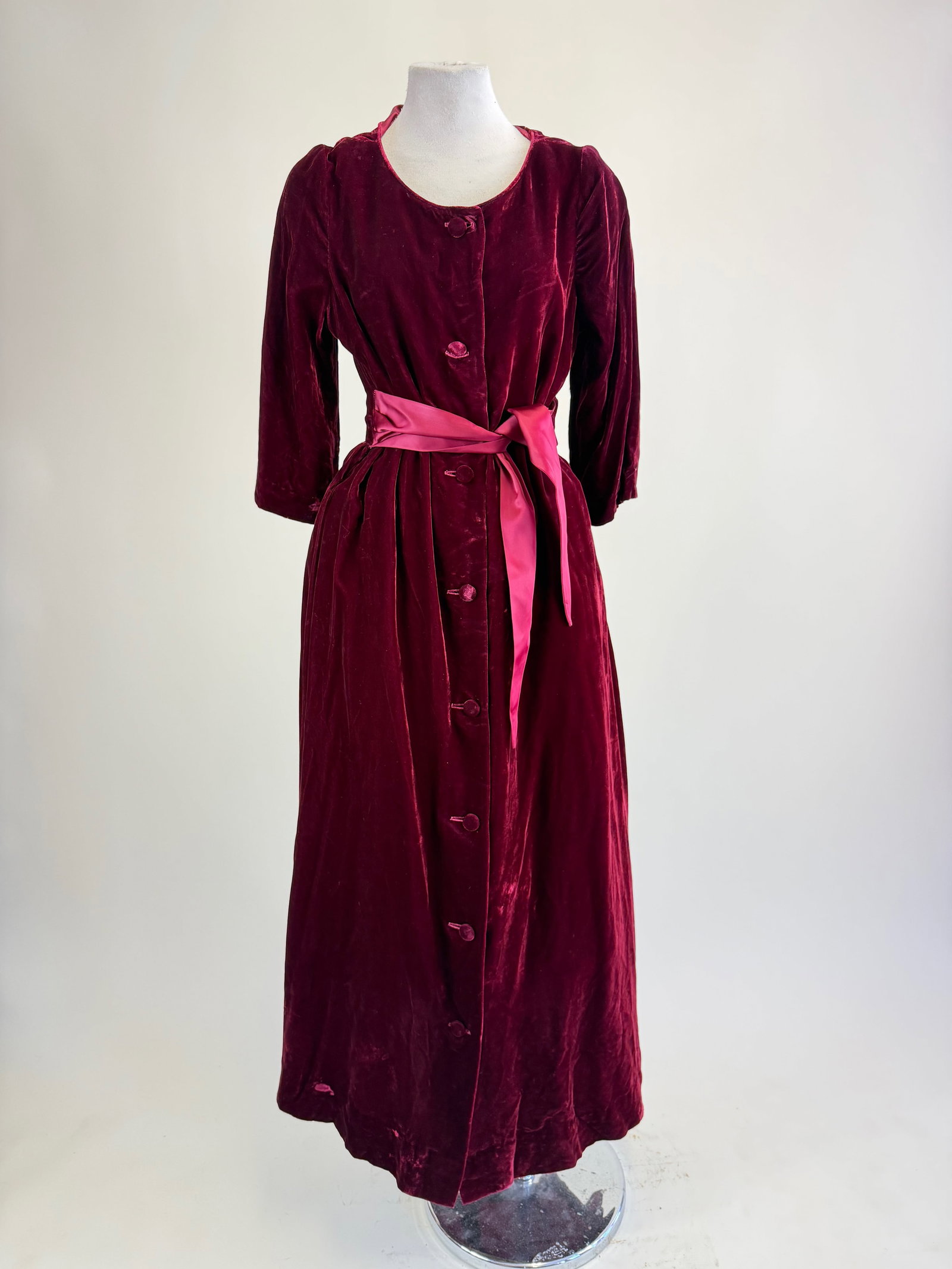 Vintage Velvet Hostess Gown (1 of 8)