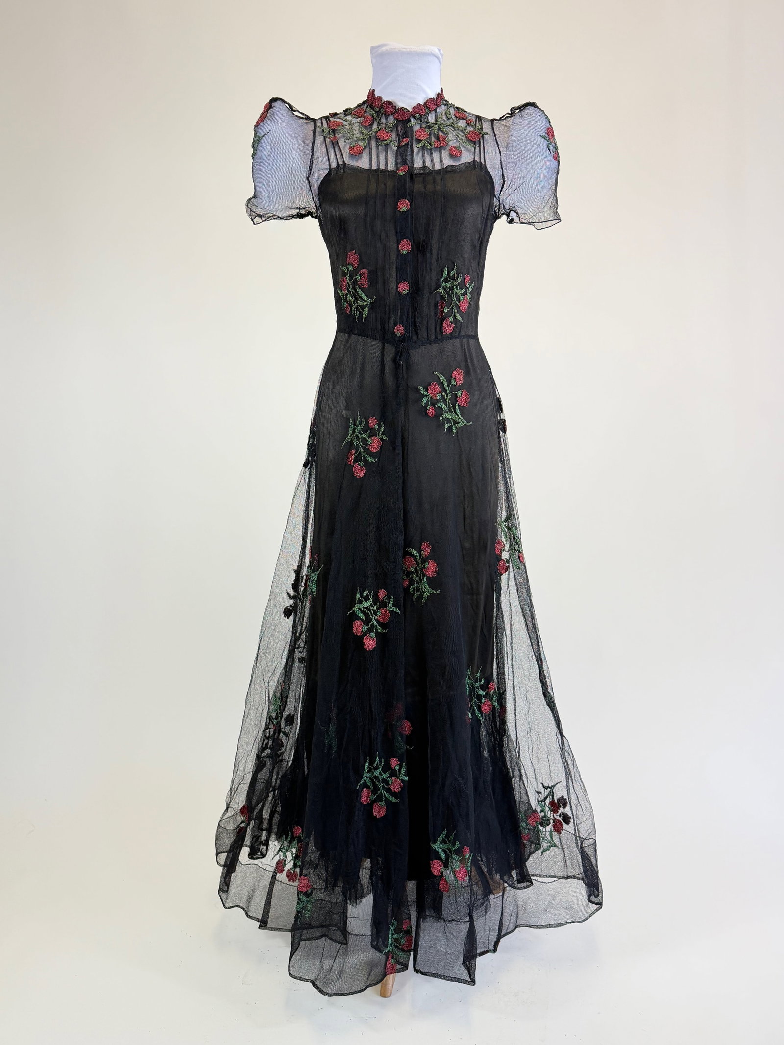Vintage c. 1940 Embroidered Net Evening Gown (1 of 10)