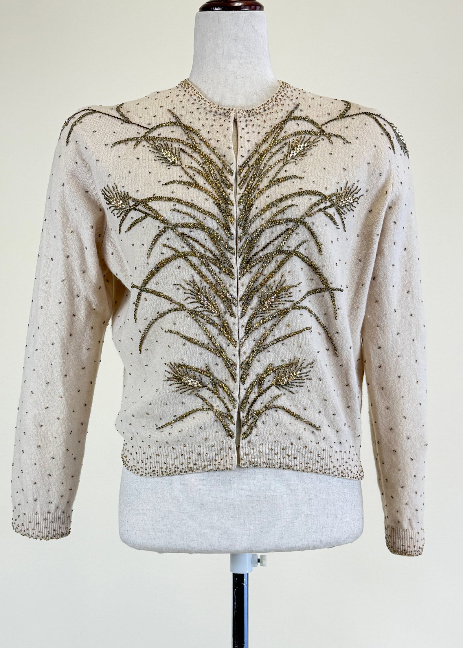 Vintage 1950s Beaded Angora Cardigan (1 of 10)