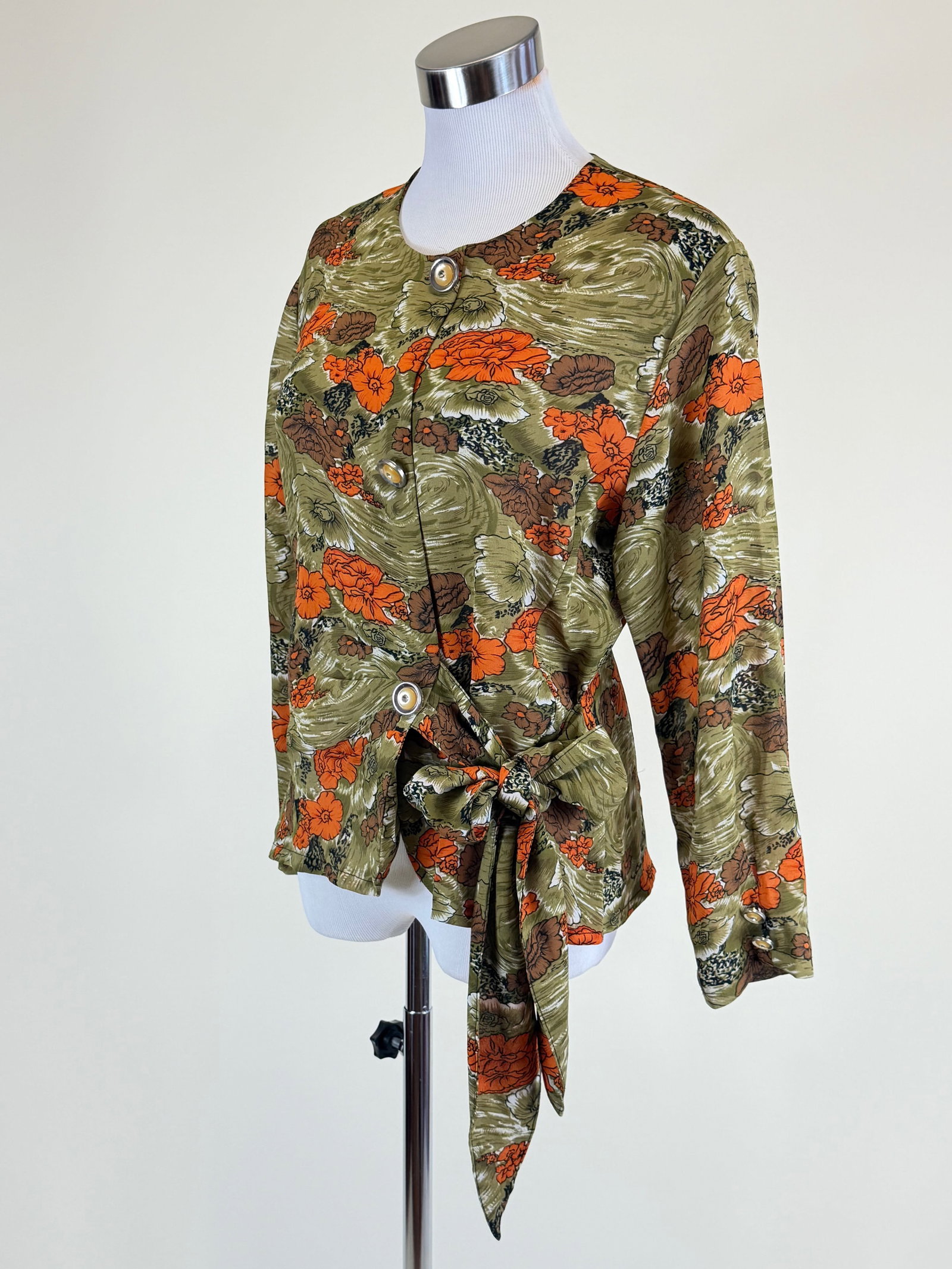 Vintage 1980s Printed Silk Blouse: B 36", W 32", great condition, see photos