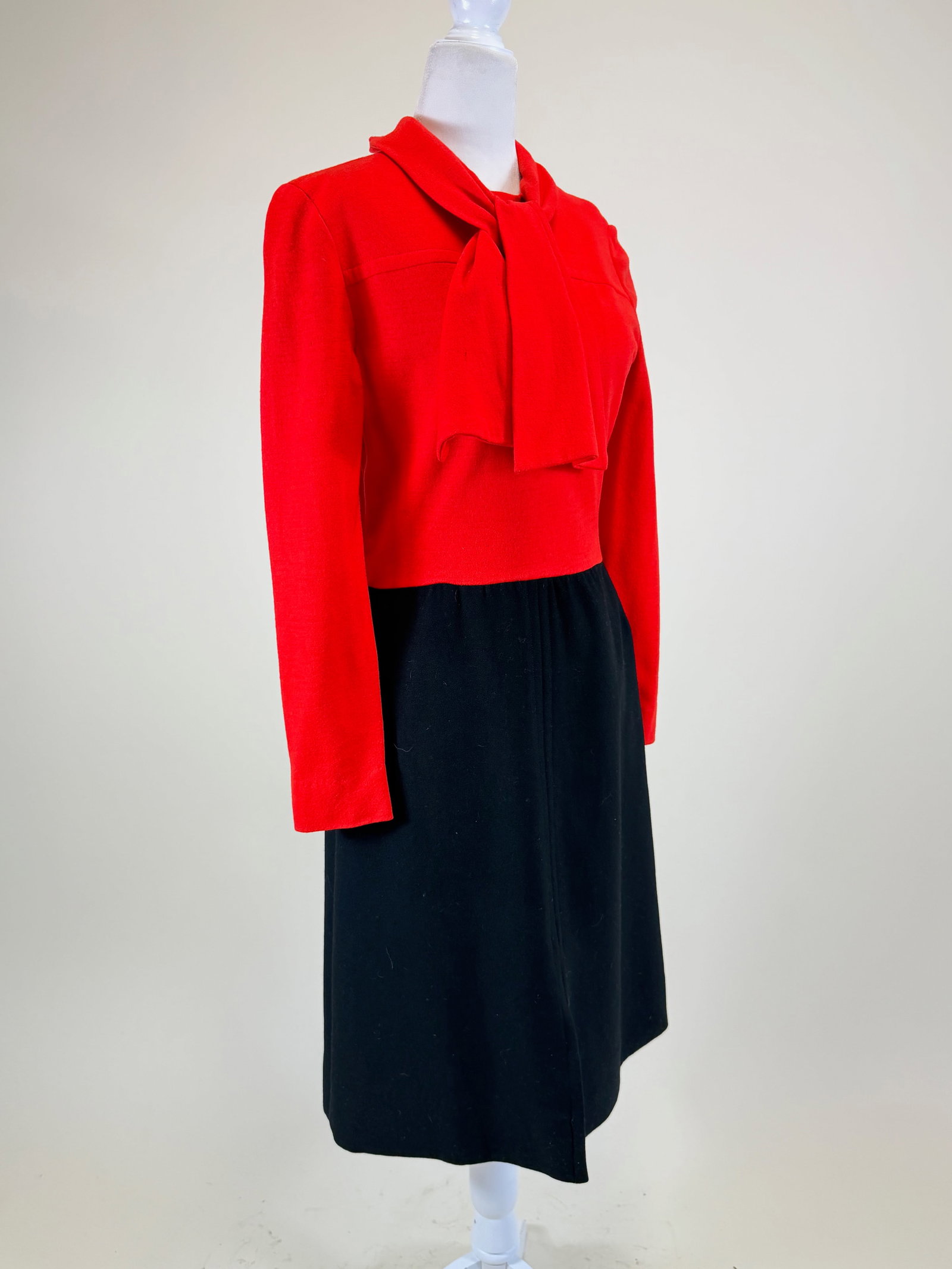 Vintage c. 1970 Wool Dress (1 of 6)