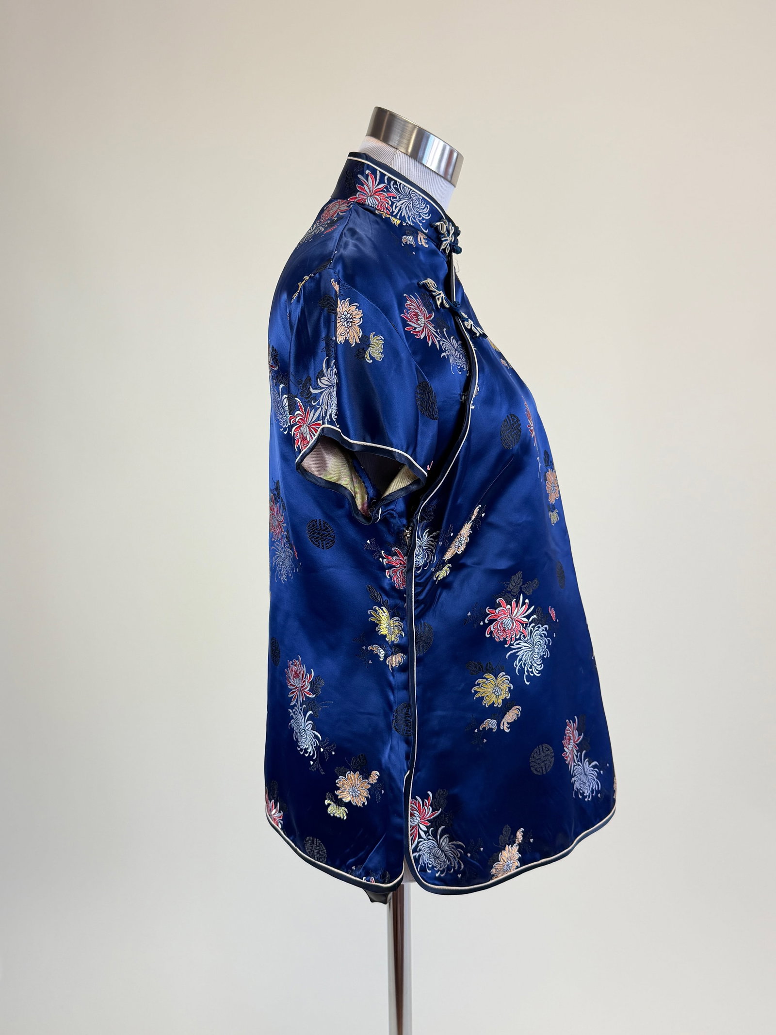 Patterned Silk Cheongsam Blouse - 3