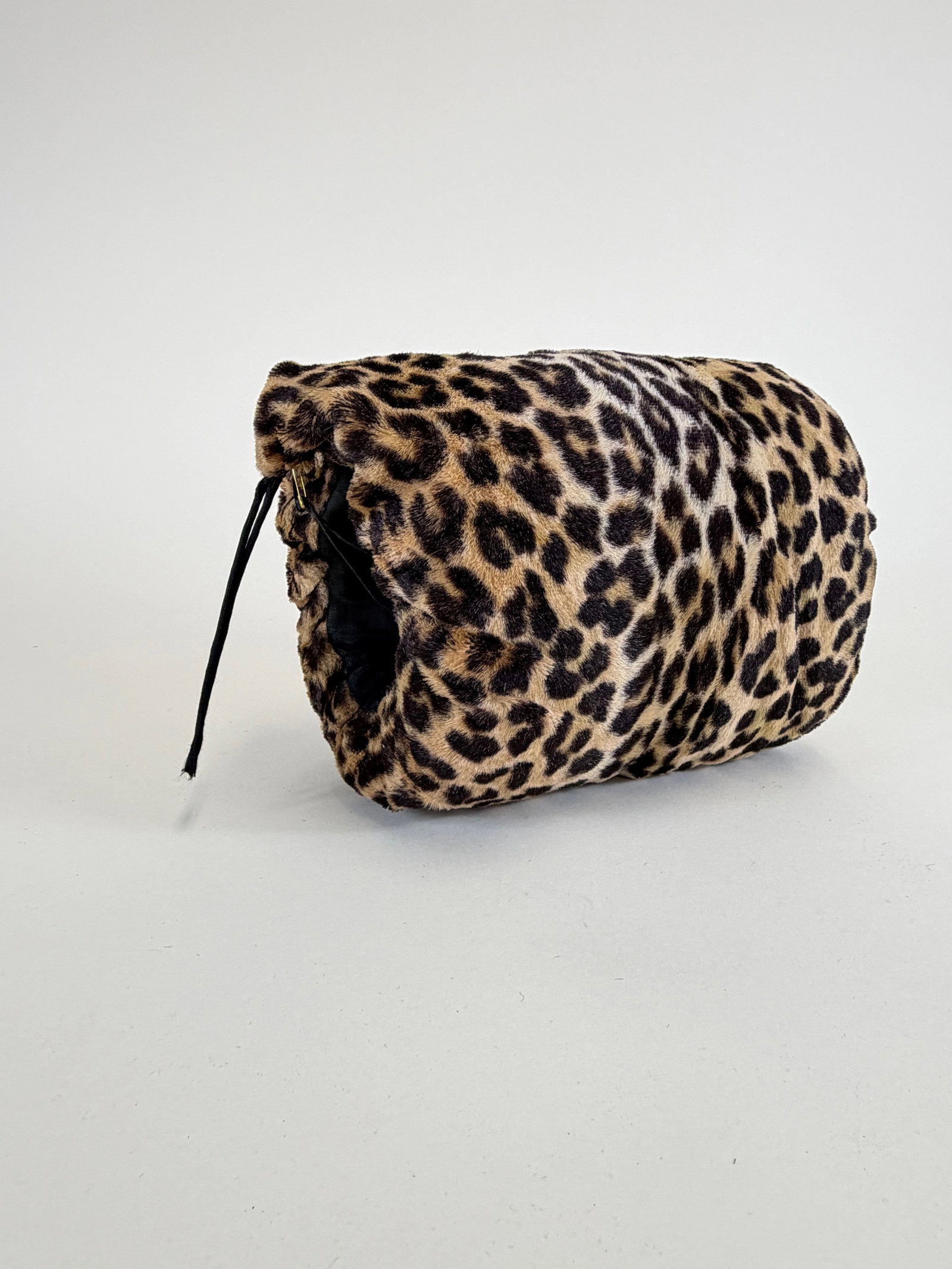 Vintage 1950s Faux Leopard Muff (1 of 4)