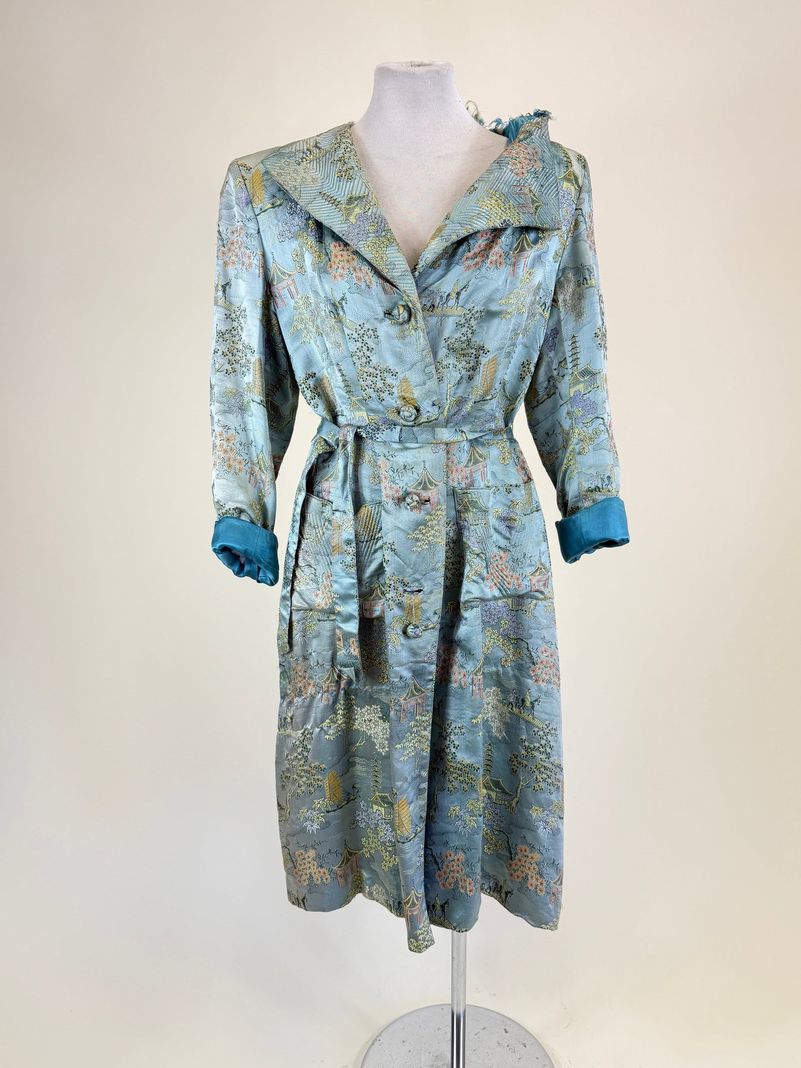 Vintage 1940s Patterned Silk Export Robe - 2