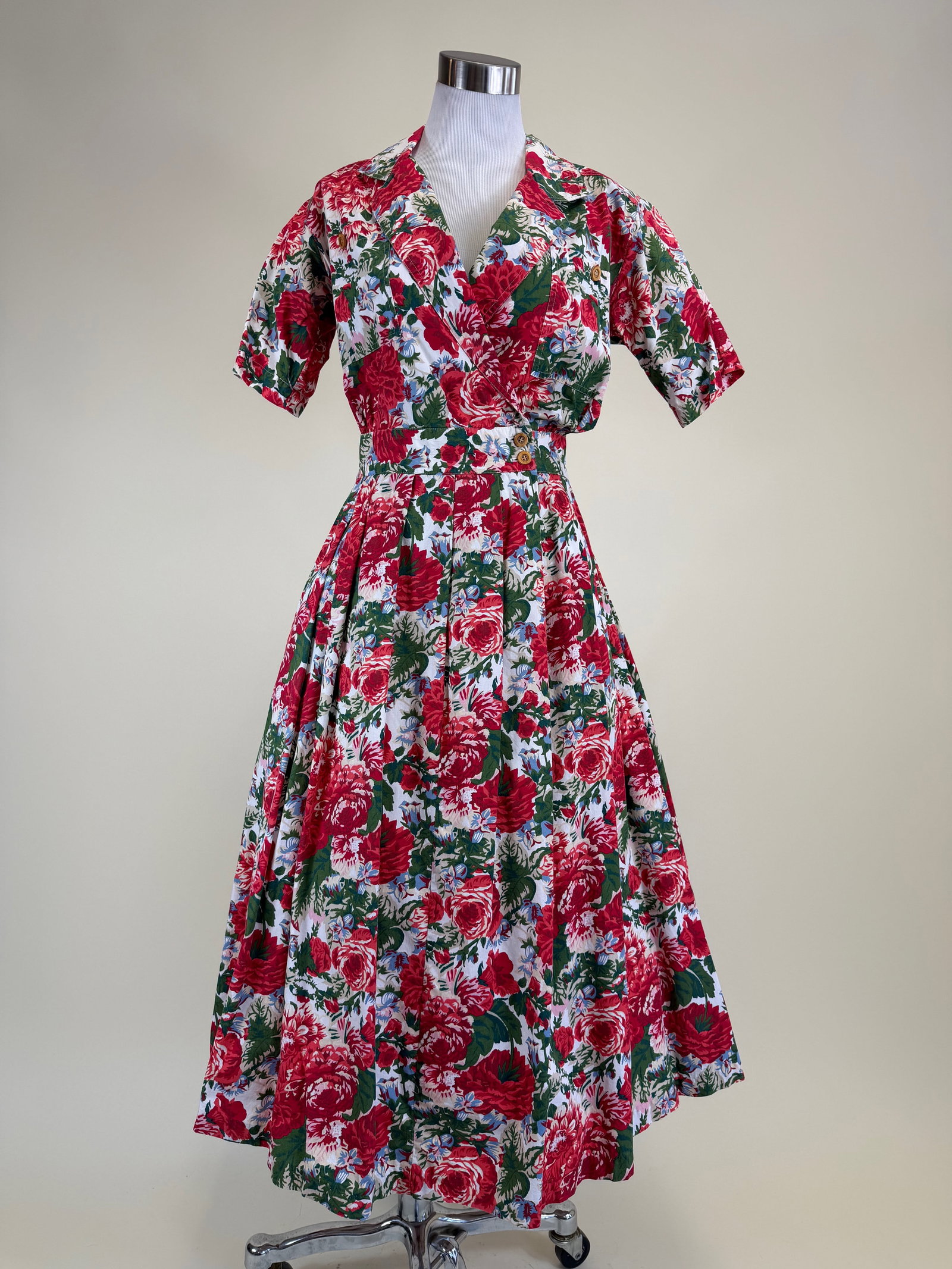 Vintage 1980s Printed Cotton Shirtwaist: B 40", W 28", good condition, see photos