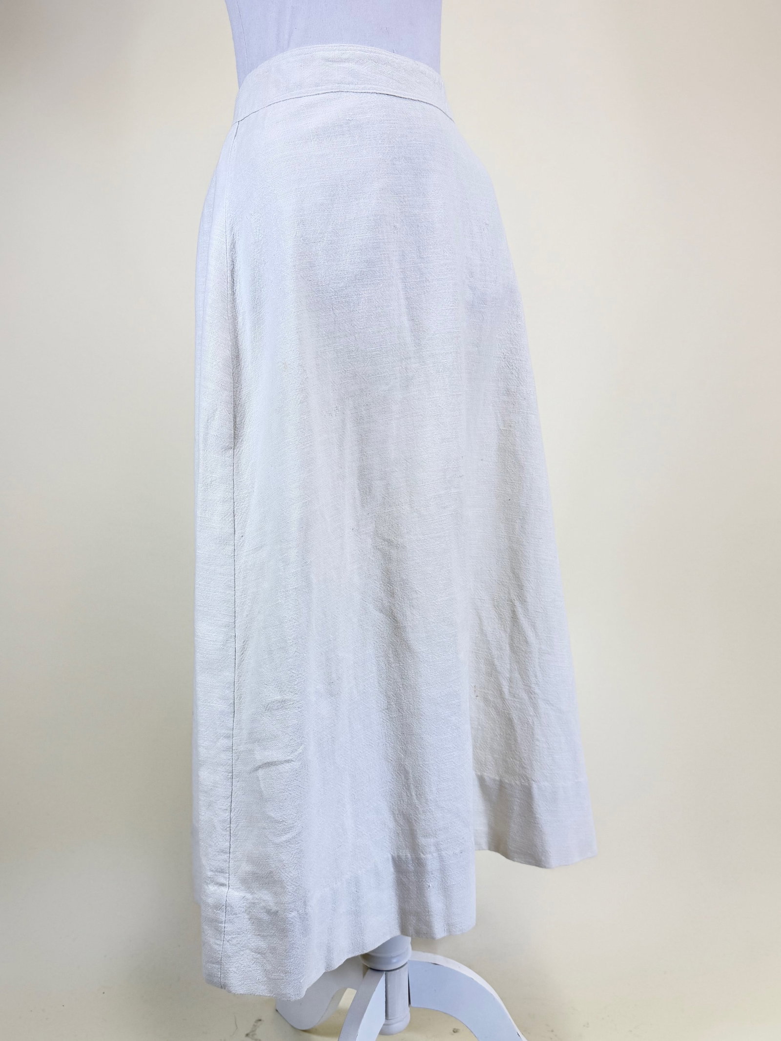 Antique 1910 Heavy Linen Skirt: Entirely handsewn, W 24", small spot stains, see photos