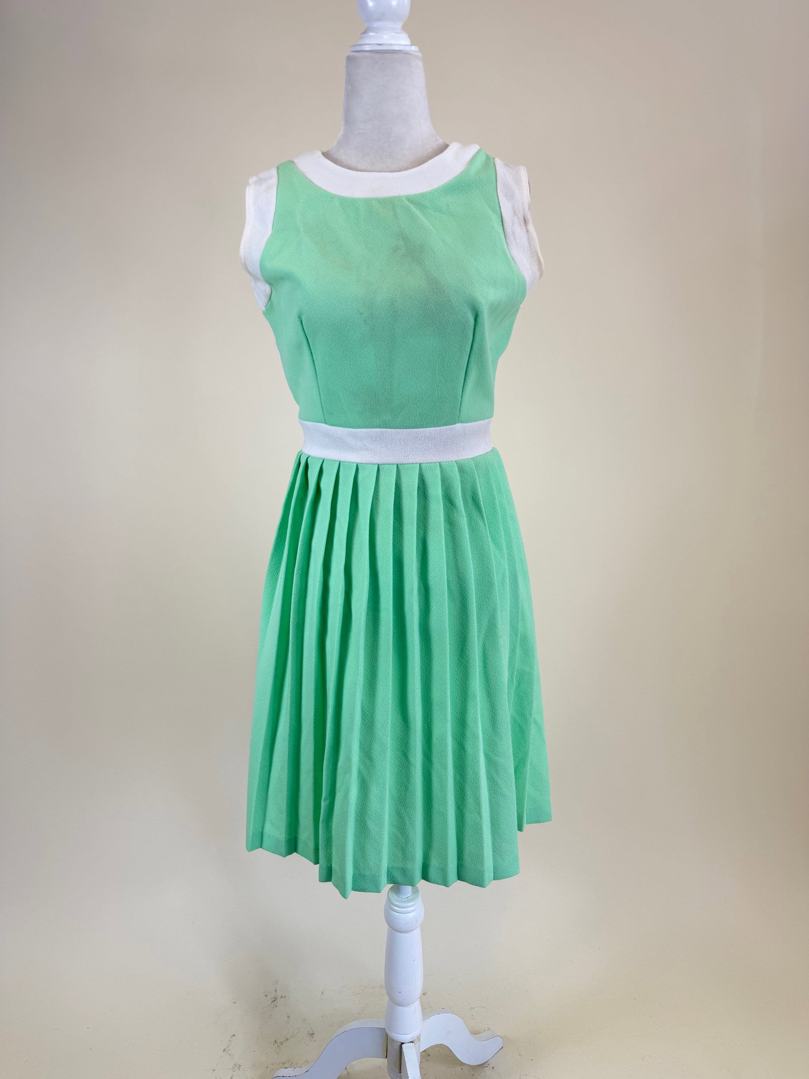 Vintage 1970s Montgomery Ward Tennis Dress: B 36", W 26", staining, see photos