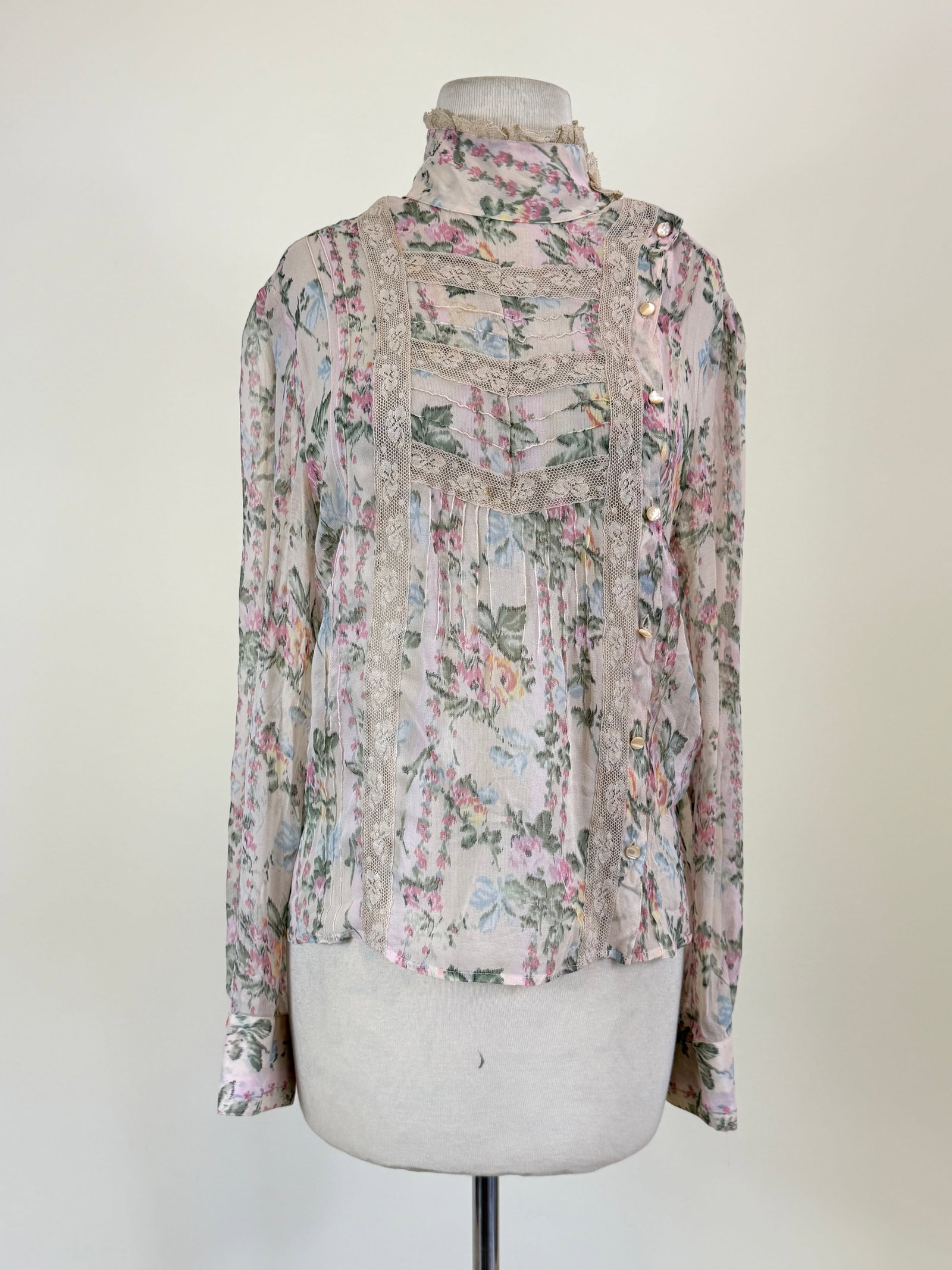 Valentino Printed Silk Crepe Chiffon Blouse: B 36", W 34", few light stains, see photos
