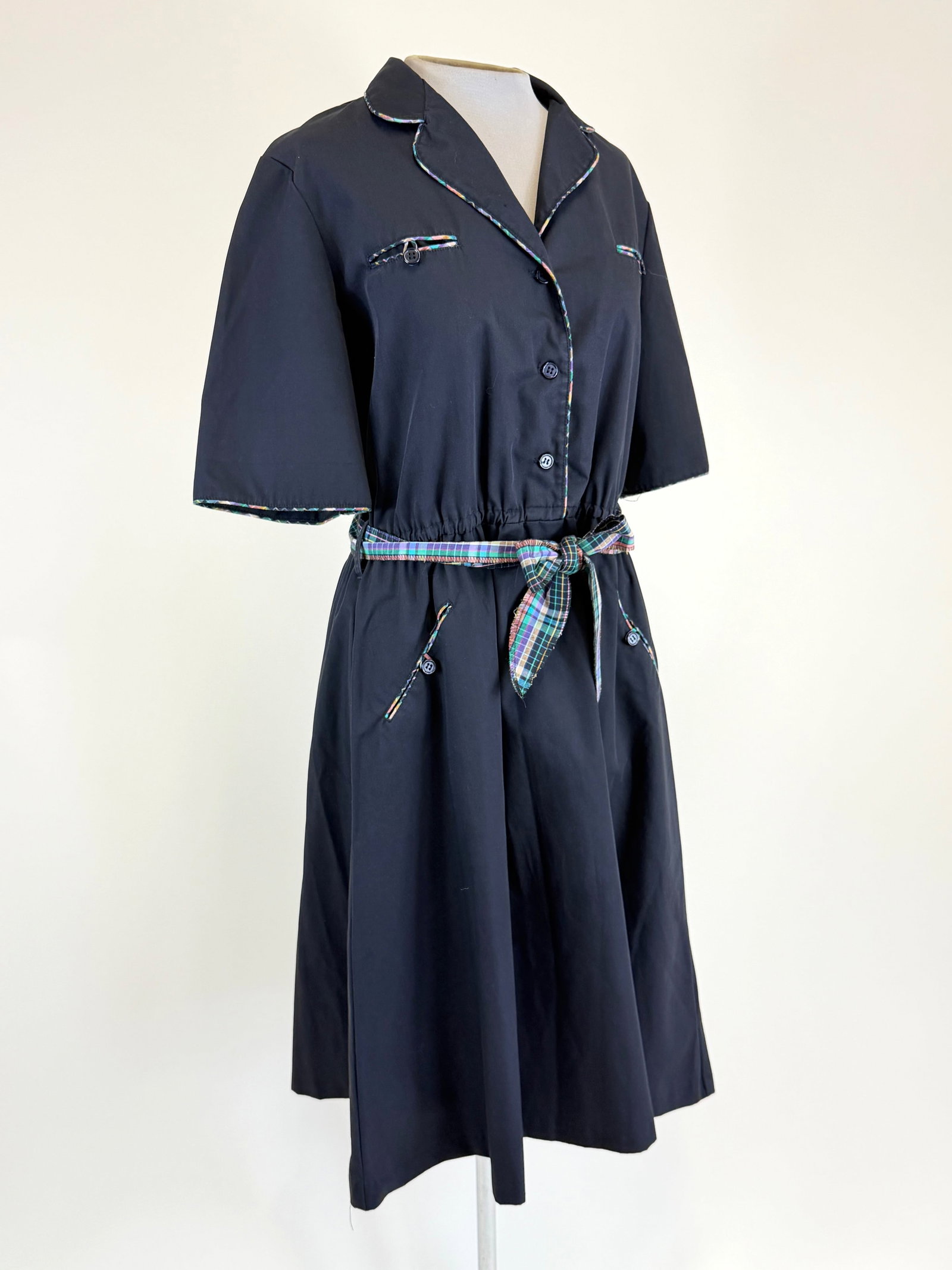 VINTAGE 1950s STYLE DAY DRESS (1 of 6)
