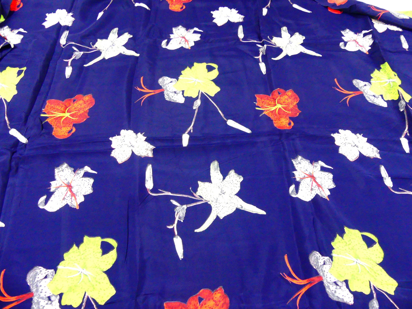 VINTAGE 1940s LILY RESIST DYED & PRINTED DRESS YARDAGE: approx. 39" x 146"
