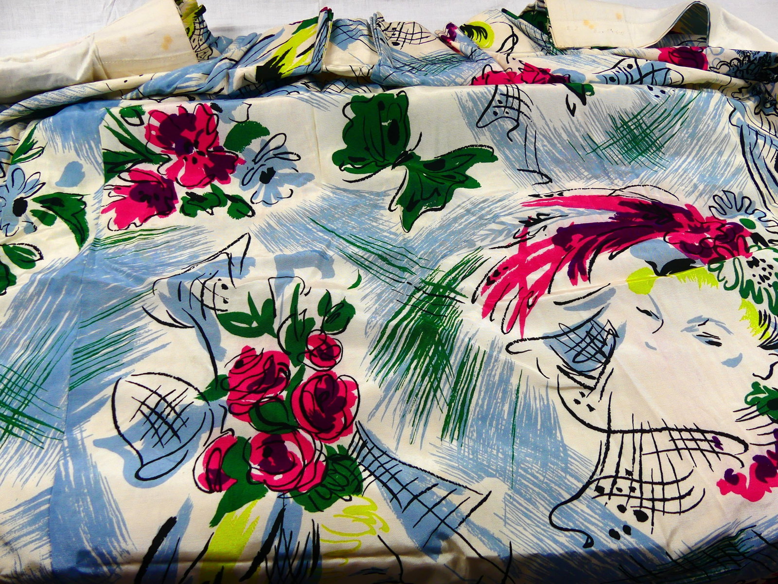 VINTAGE PRINTED FAILLE CURTAIN PANEL (1 of 5)