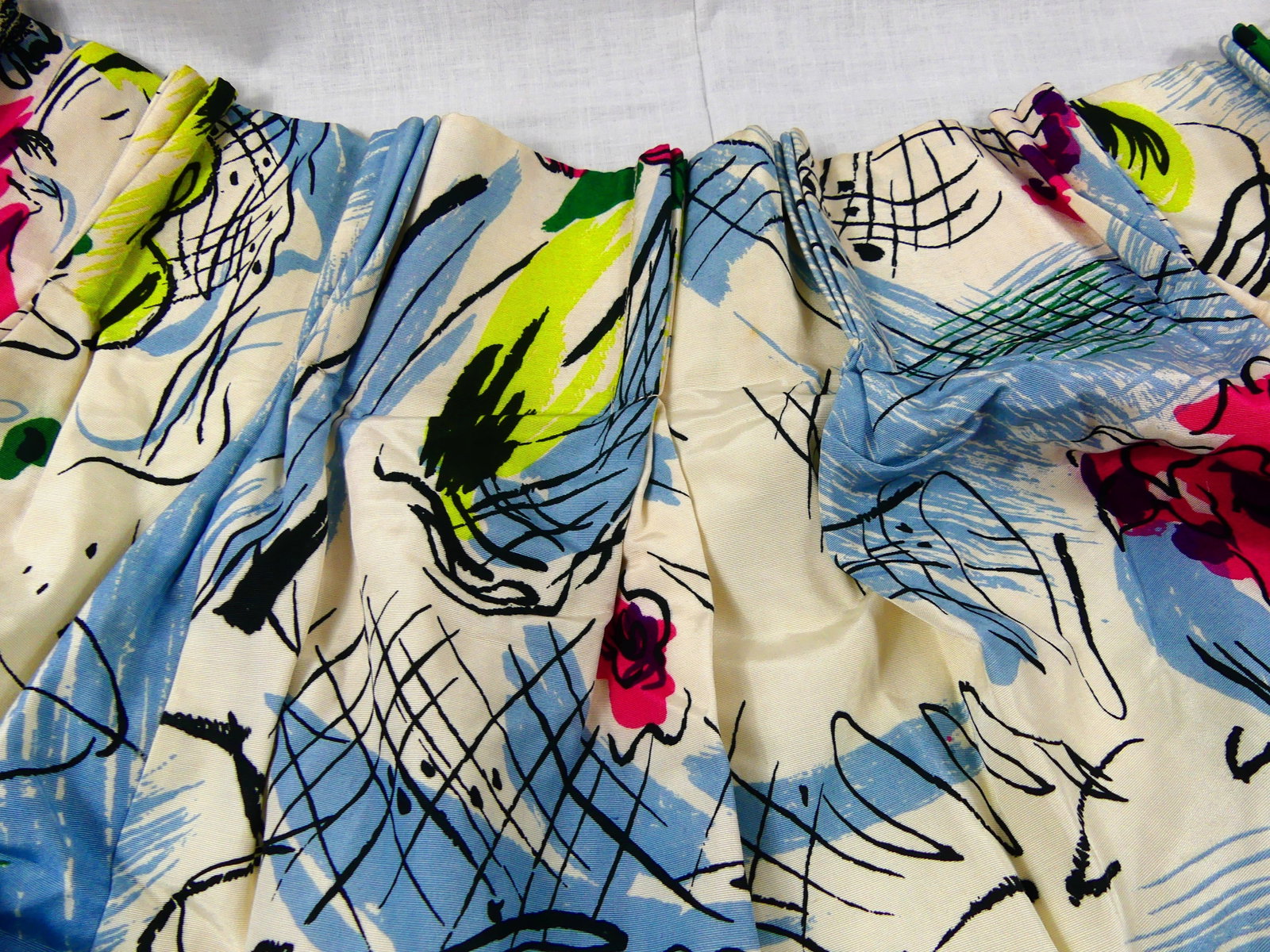 VINTAGE PRINTED FAILLE CURTAIN PANEL - 4