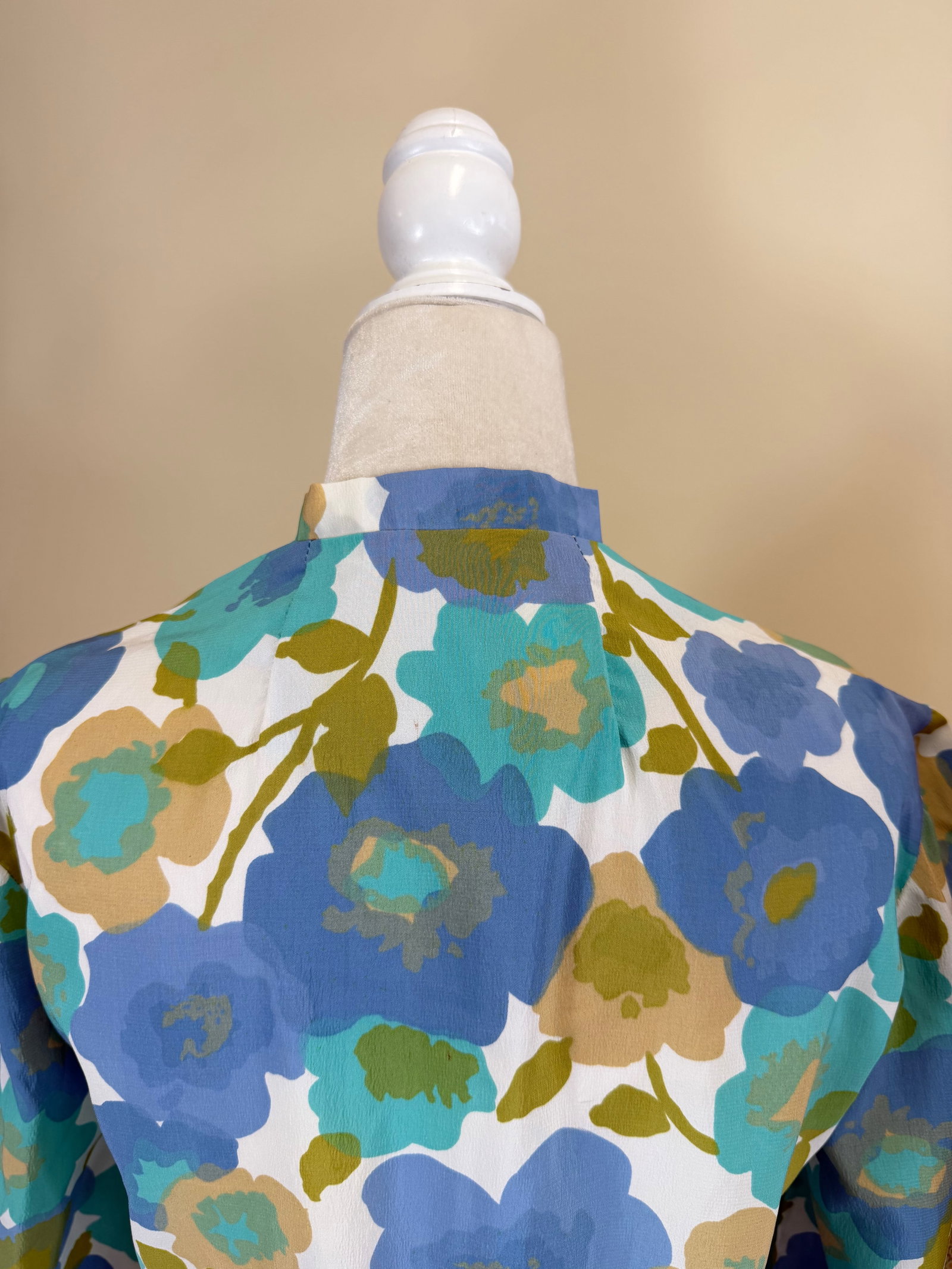 TWO VINTAGE 1970s/80s BLOUSES - 6