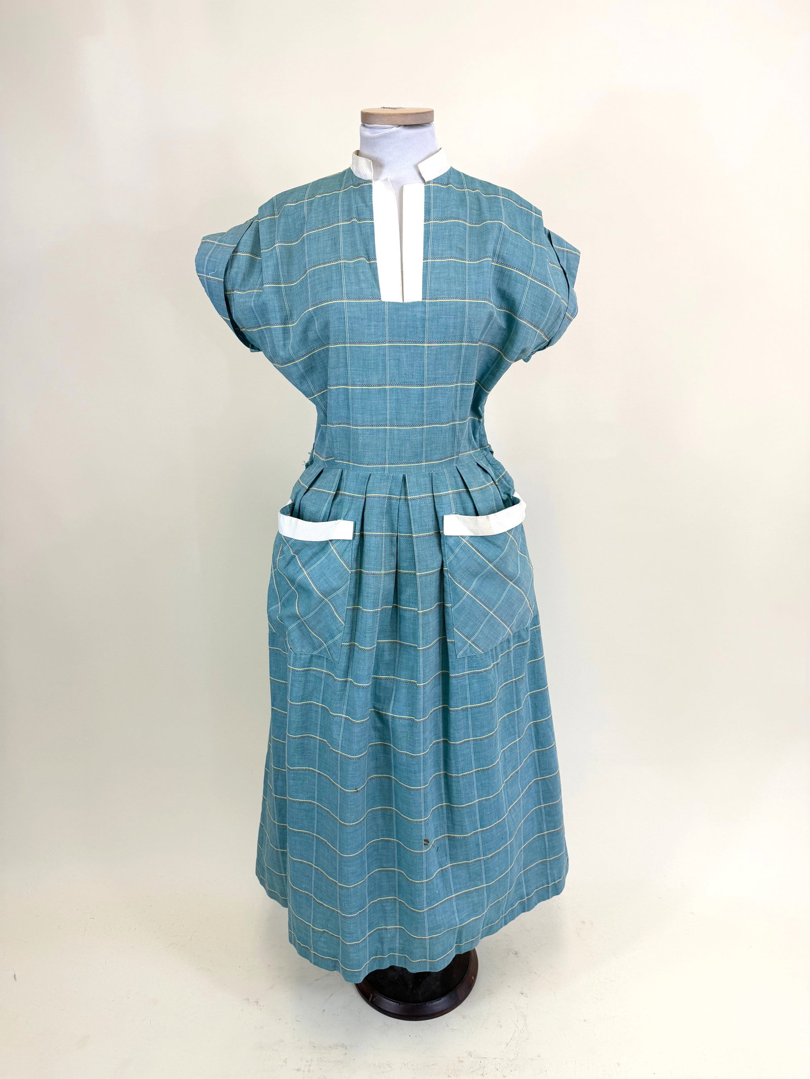 VINTAGE 1950s COTTON DAY DRESS (1 of 7)