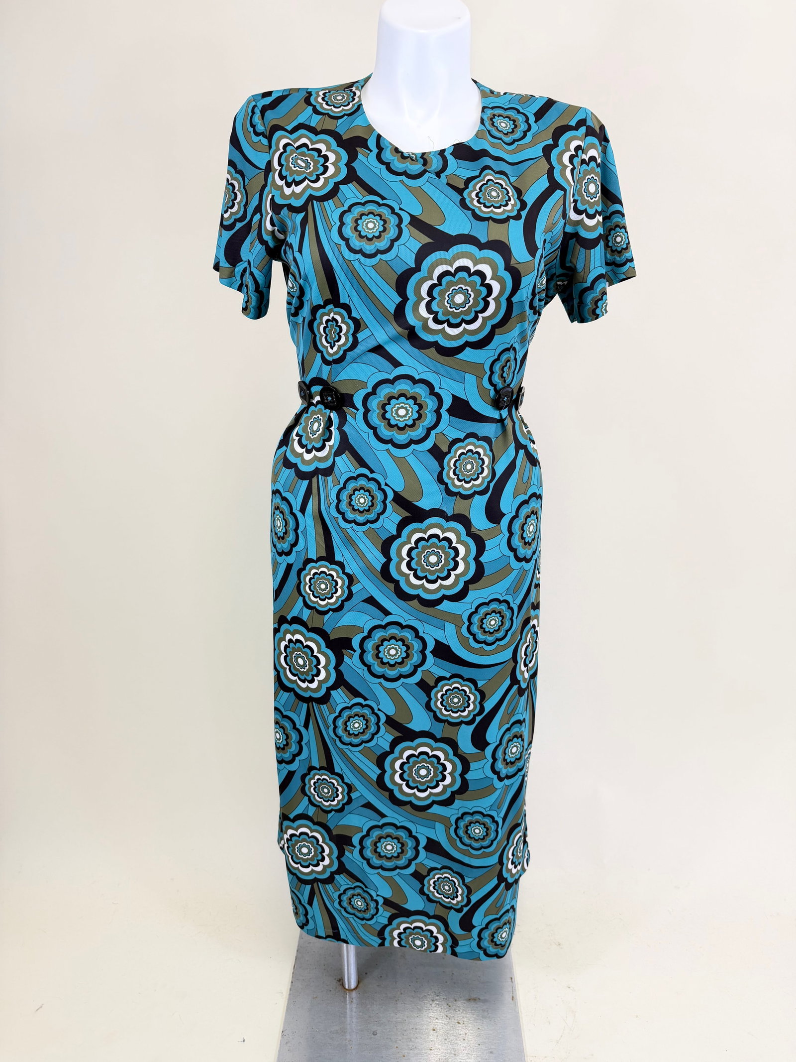 VINTAGE 1980s PRINTED DRESS: B/W 42", light wear to neckline, see photos