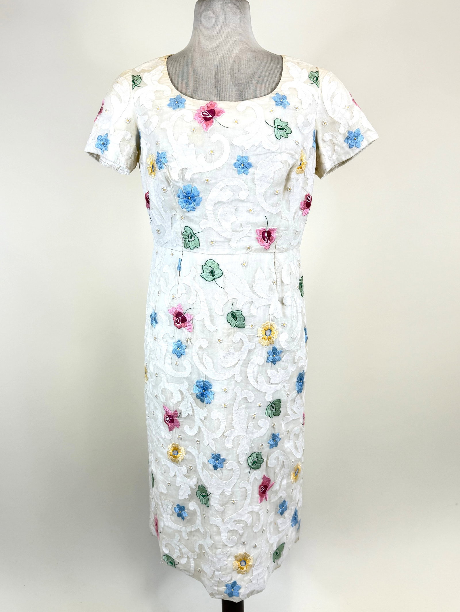 VINTAGE LATE 1950S-1960s APPLIQUE & EMBROIDERED PARTY DRESS: B 38", W 32", some discoloration esp at SHs & neckline, see photos