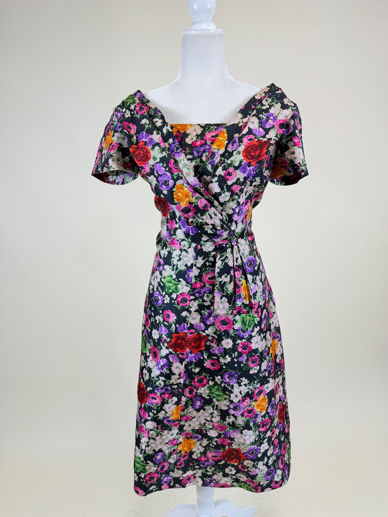 VINTAGE PRINTED SILK PARTY DRESS (1 of 8)