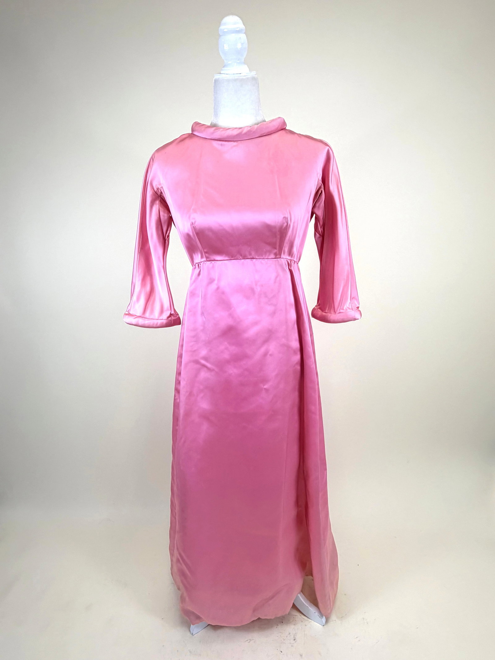 VINTAGE 1960s EVENING GOWN (1 of 9)