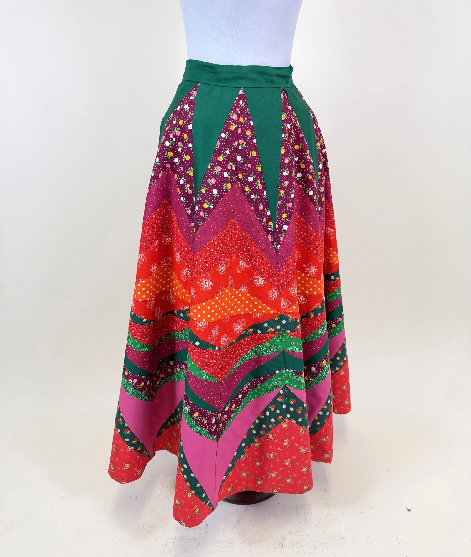 VINTAGE 1970s PATCHWORK COTTON SKIRT - 2