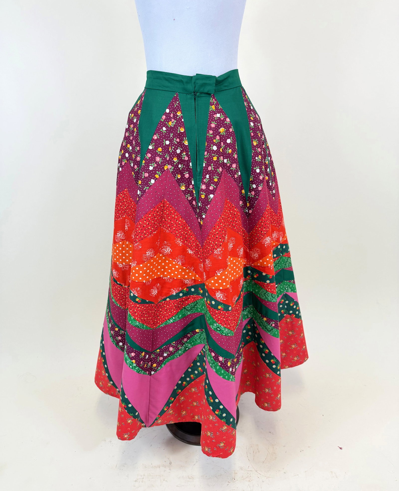 VINTAGE 1970s PATCHWORK COTTON SKIRT - 4