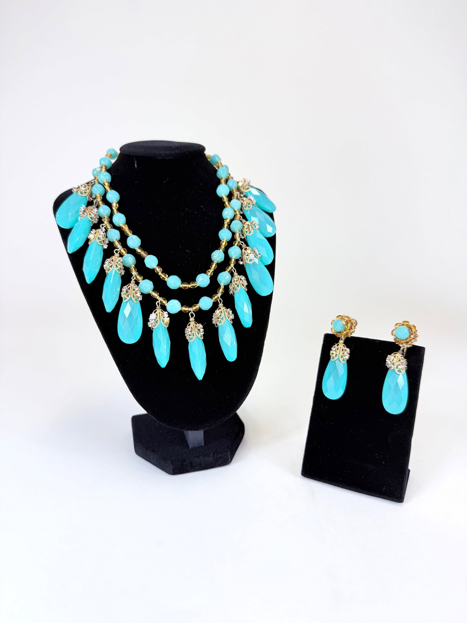 VINTAGE MIRIAM HASKELL CUT GLASS CHOKER & MATCHING EARRINGS (1 of 8)