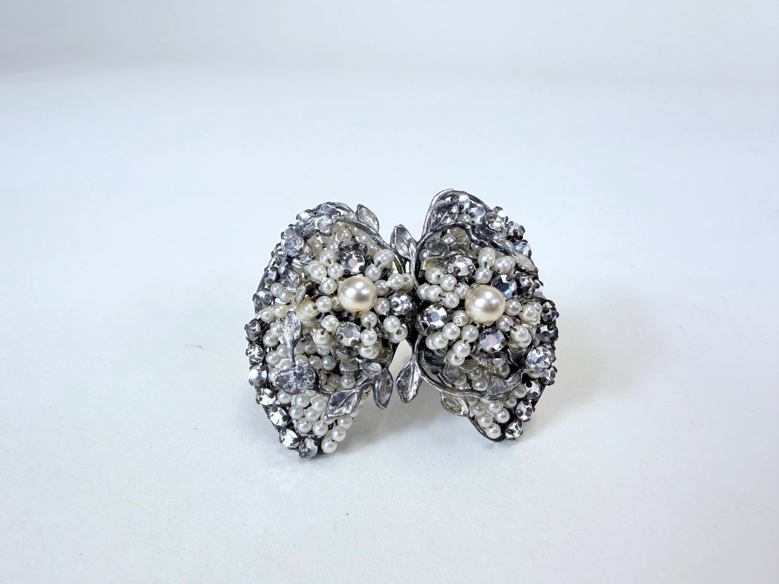 VINTAGE ORIGINAL BY ROBERT EARCLIPS - 3