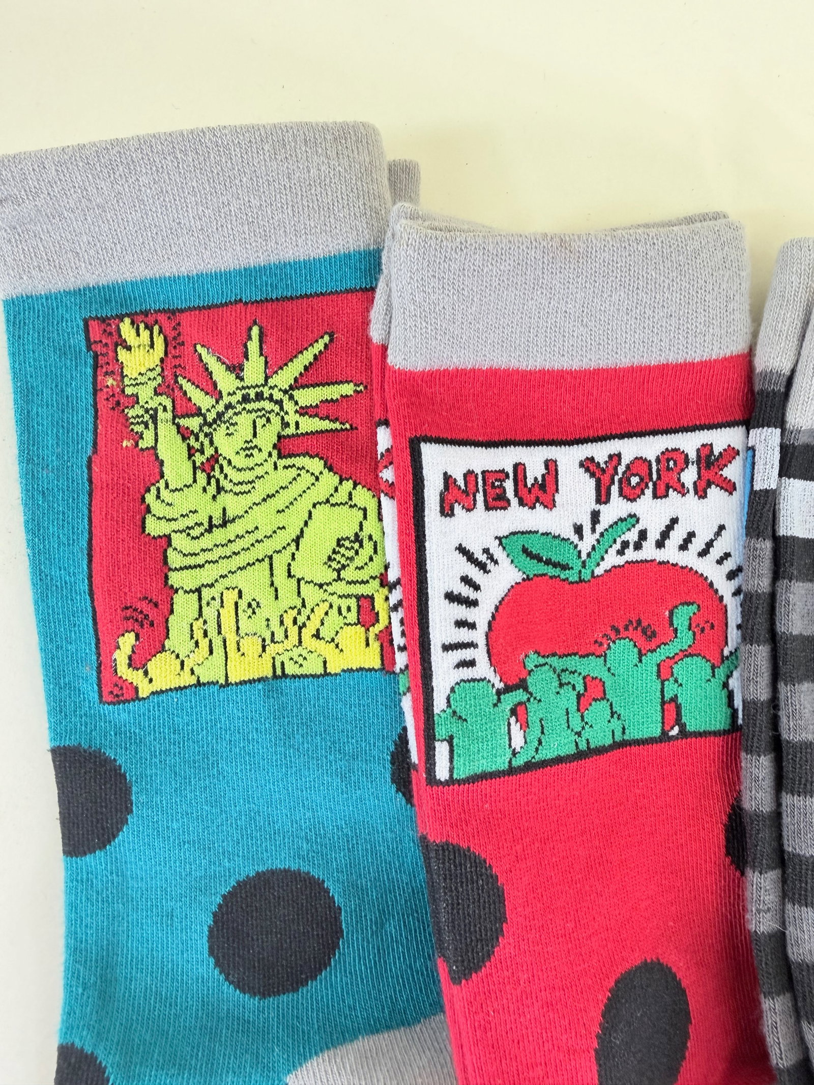 SIX PAIRS KEITH HARING SOCKS - 3