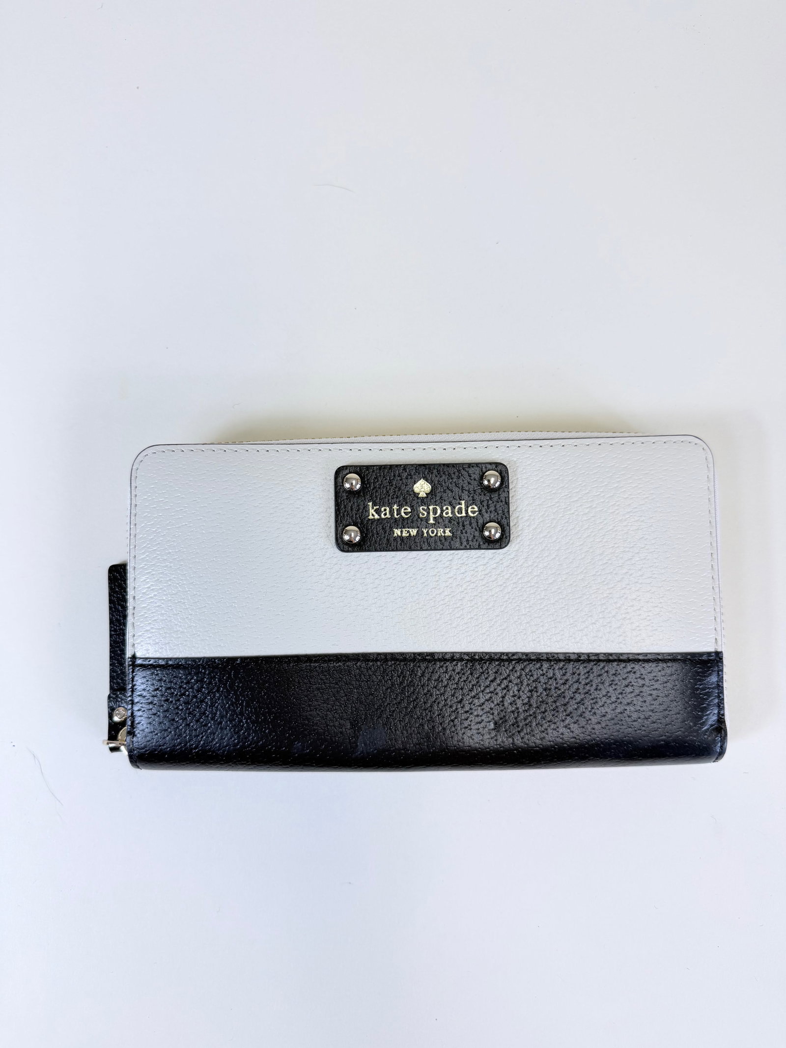 KATE SPADE WALLET: Good condition